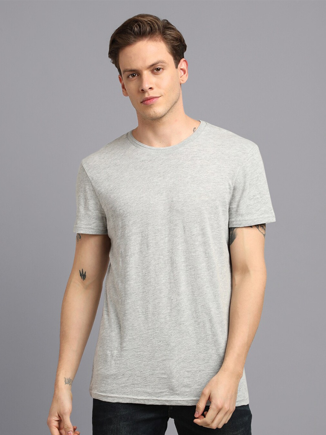 

UrGear Men Grey Applique T-shirt