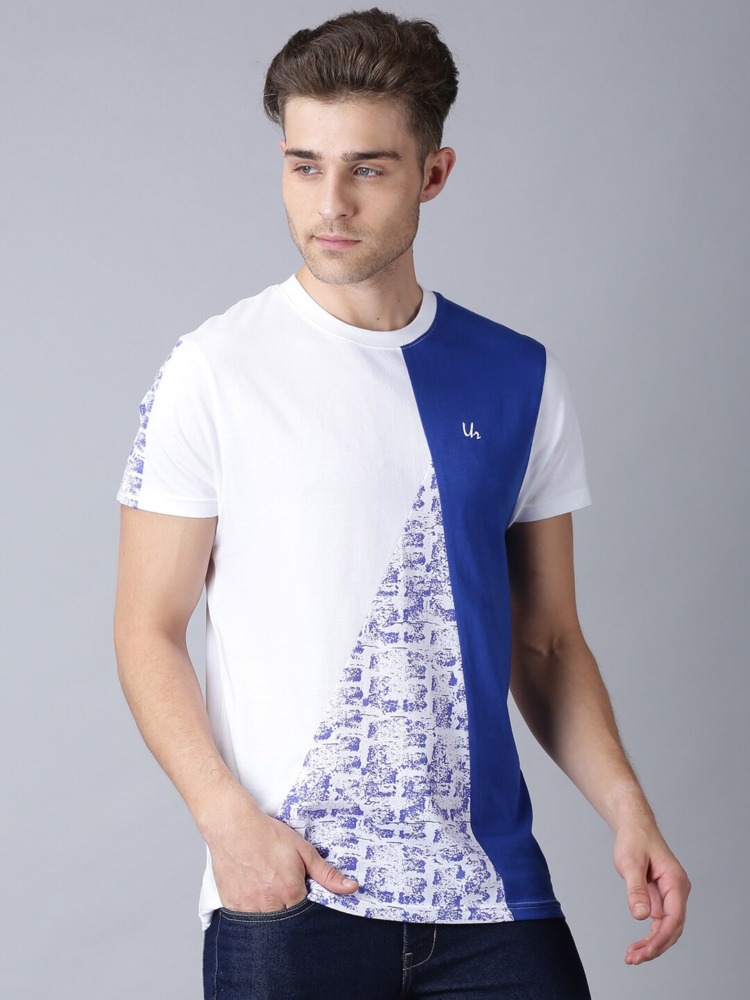

UrGear Men White Typography Colourblocked T-shirt