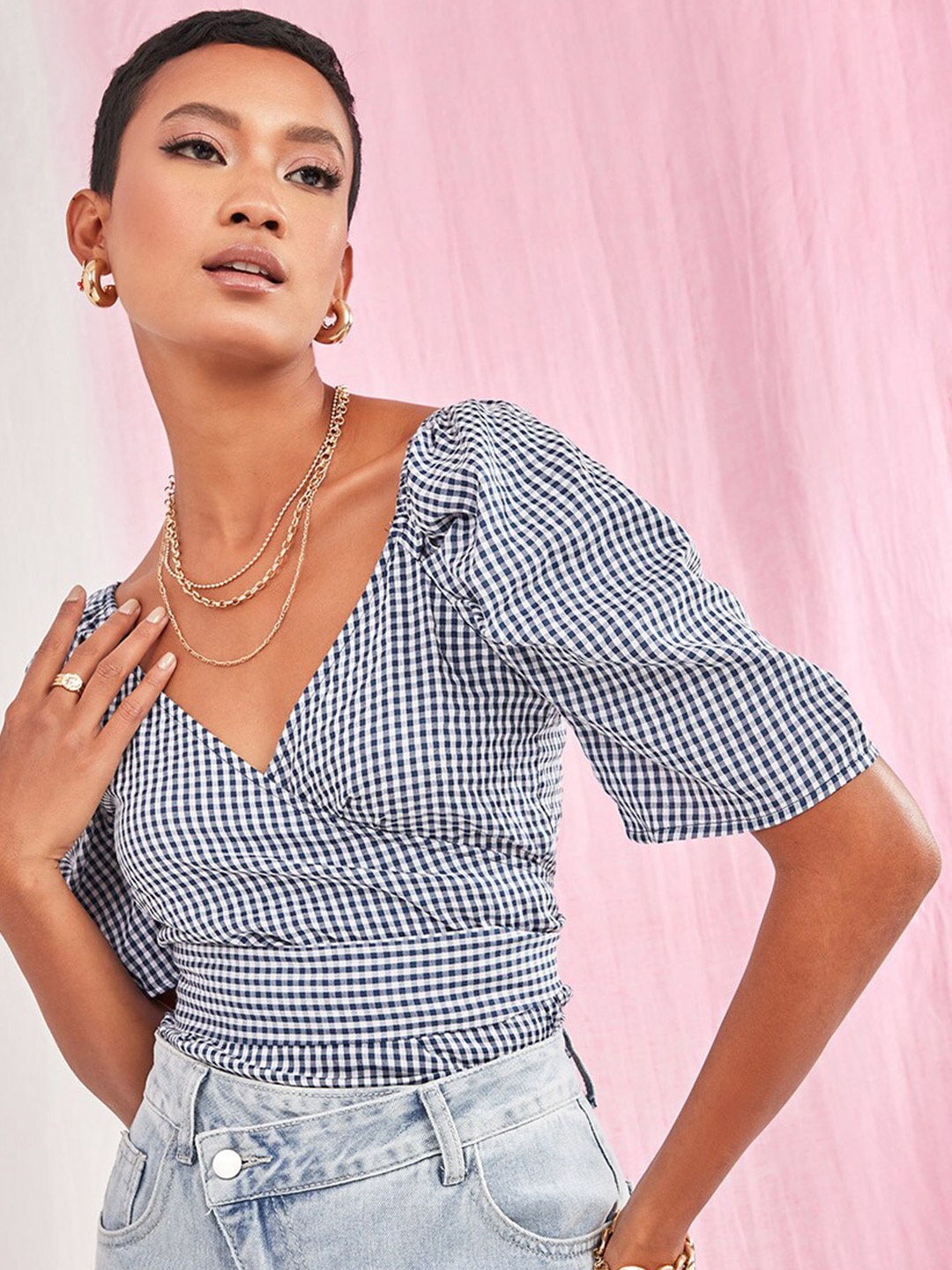 

Styli Navy Blue Gingham Print V Neck Puff Short Sleeves Wrap Blouse