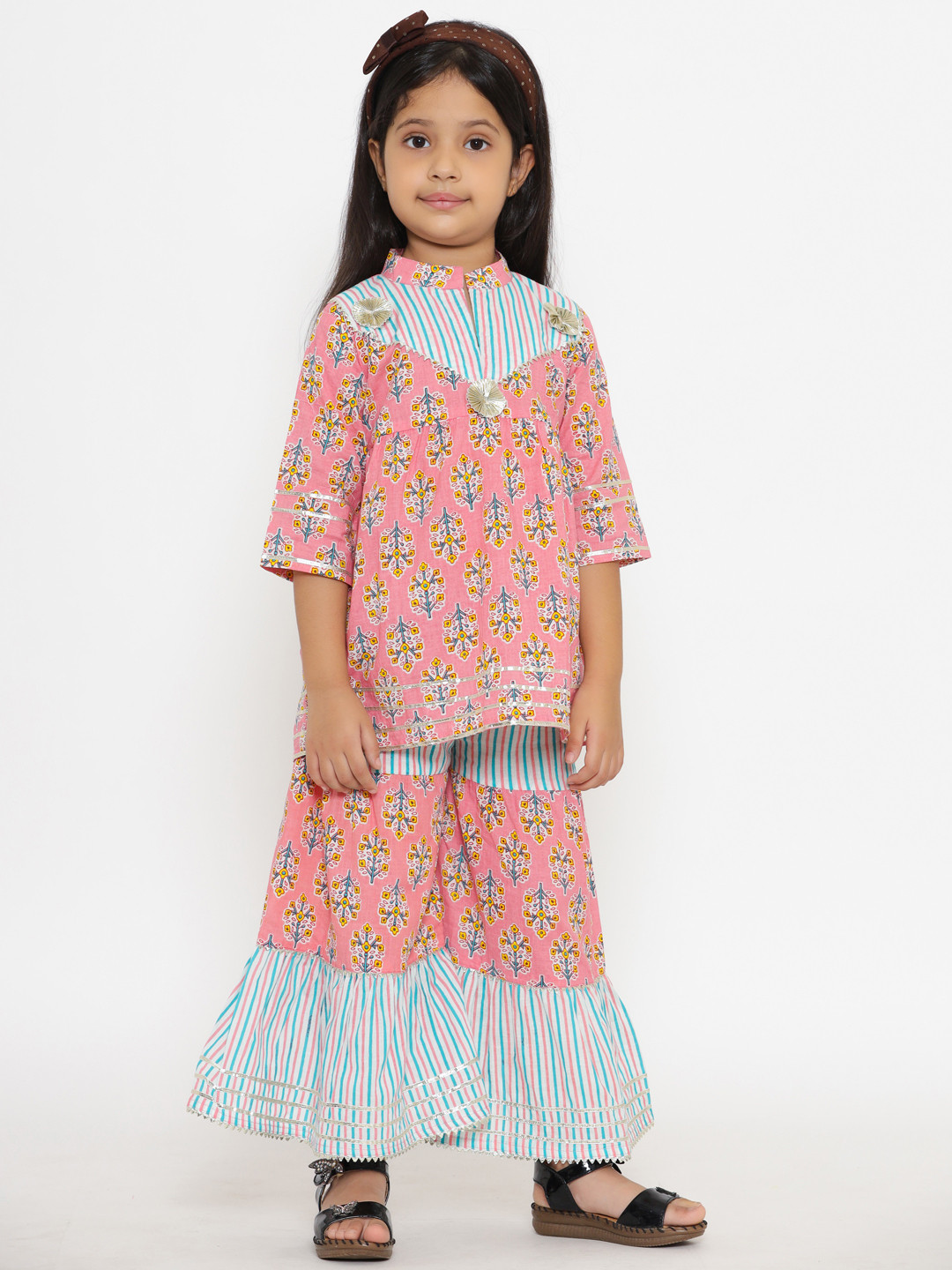 

Readiprint Fashions Girls Pink Ethnic Motifs Printed Empire Gotta Patti Pure Cotton Kurti with Sharara