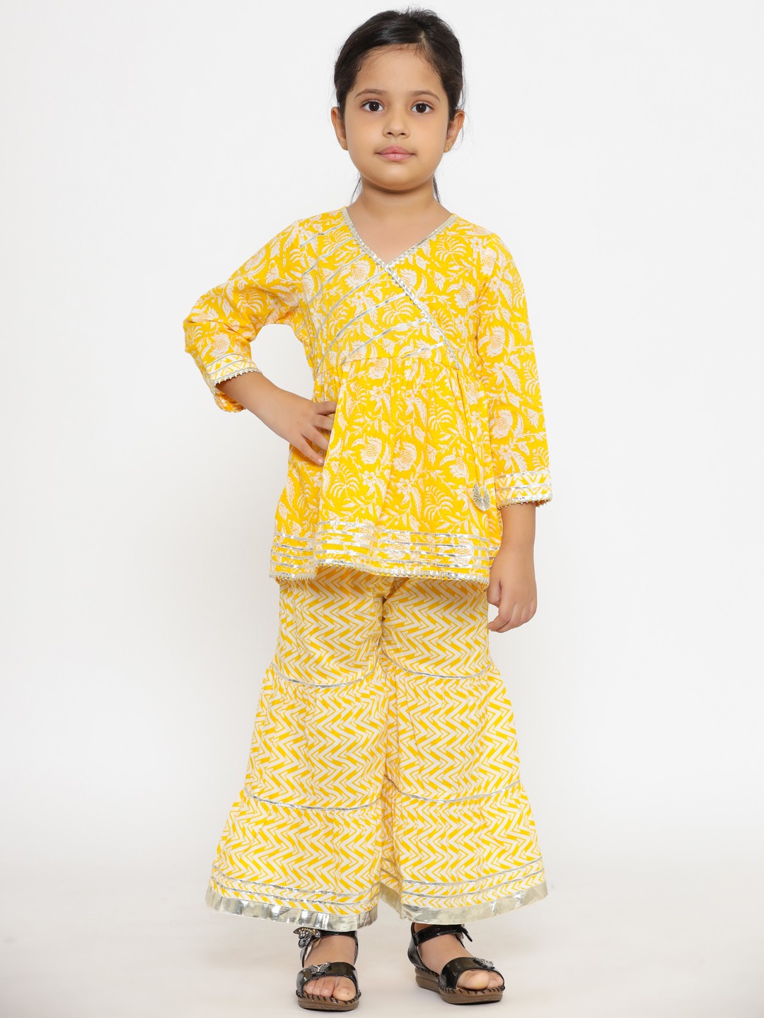 

Readiprint Fashions Girls Yellow Floral Printed Angrakha Gotta Patti Pure Cotton Kurti with Sharara