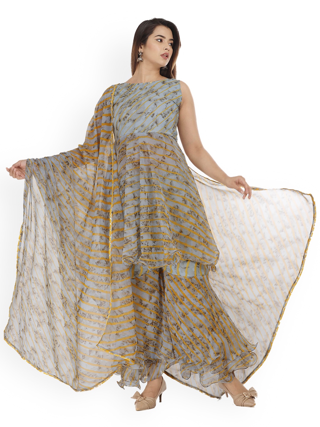 

HOUSE OF JAMOTI Women Grey Floral Printed Kurti with Dhoti Pants & With Dupatta