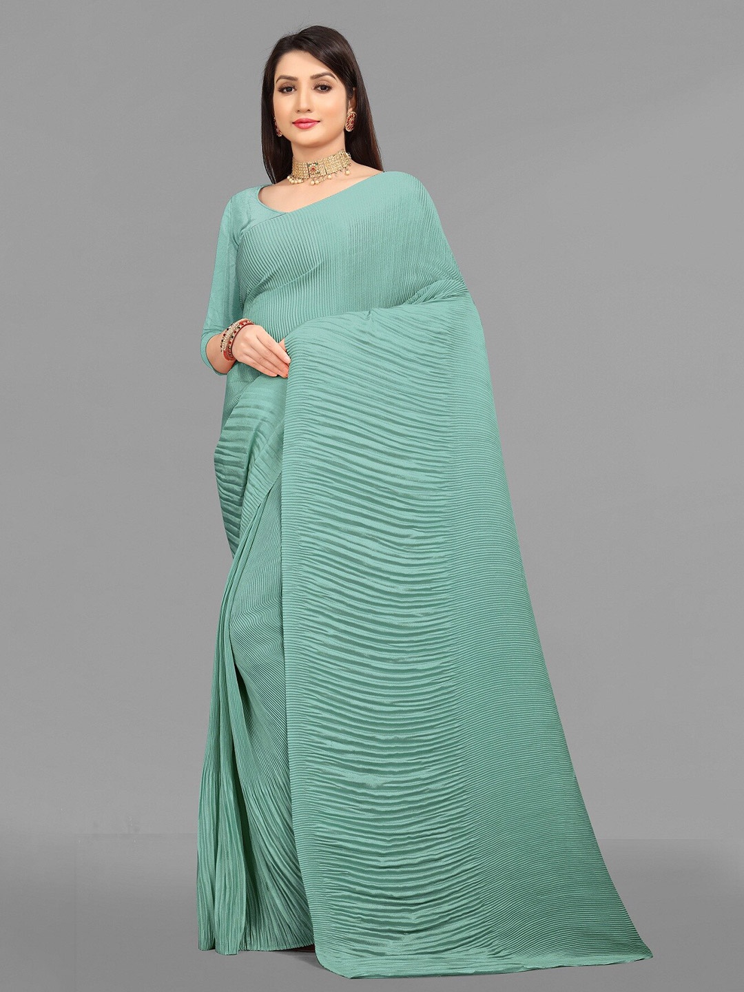 

Hinayat Fashion Blue Silk Blend Mysore Silk Saree