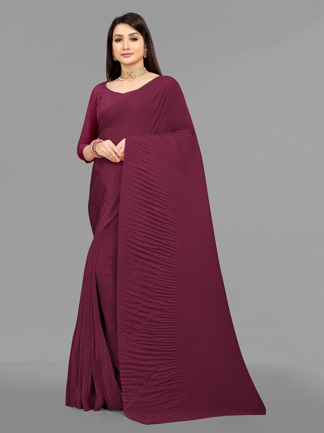 

Hinayat Fashion Maroon Silk Blend Mysore Silk Saree