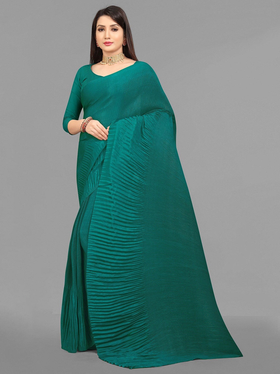 

Hinayat Fashion Lime Green Silk Blend Mysore Silk Saree