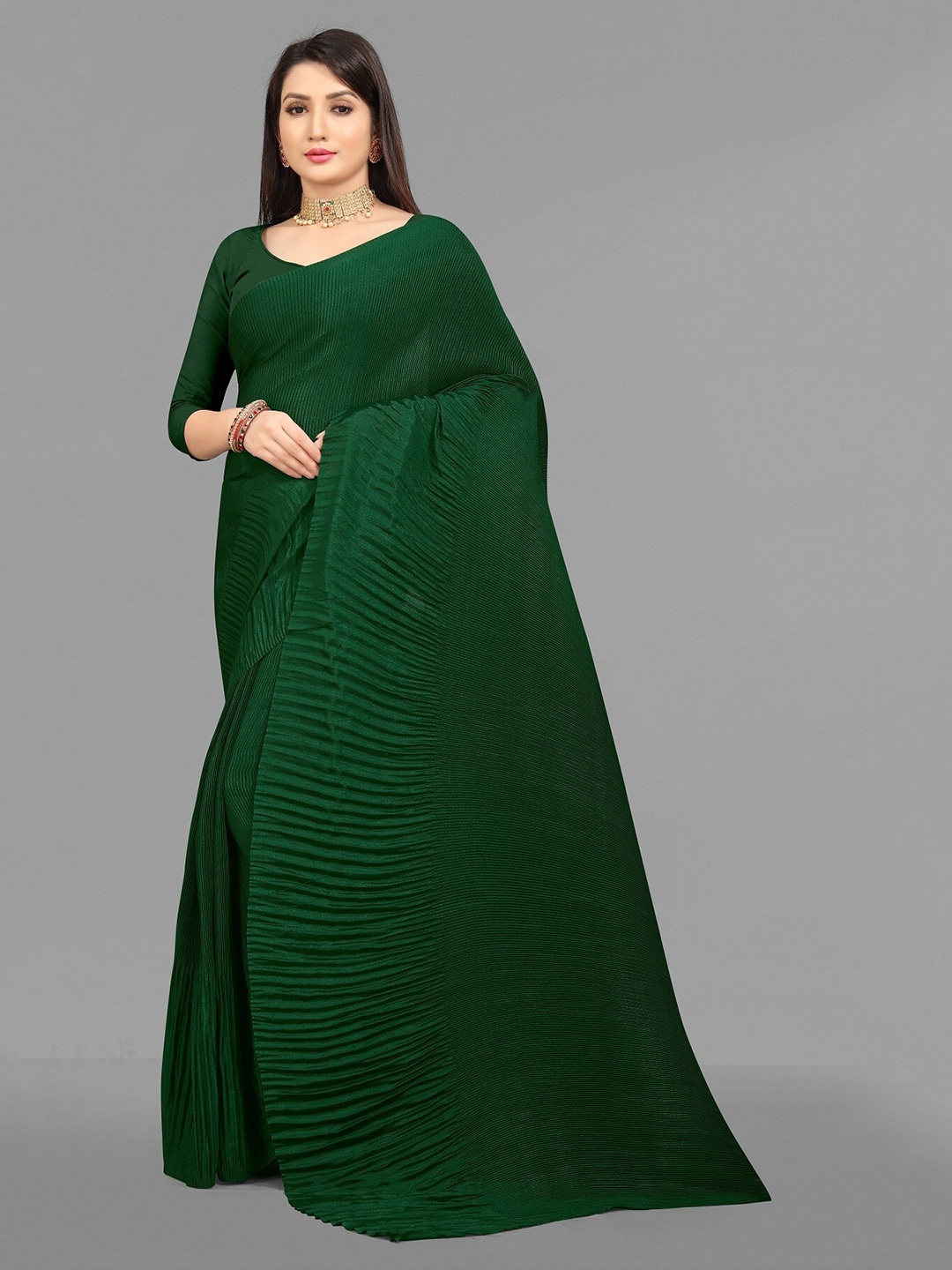 

Hinayat Fashion Green Silk Blend Mysore Silk Saree