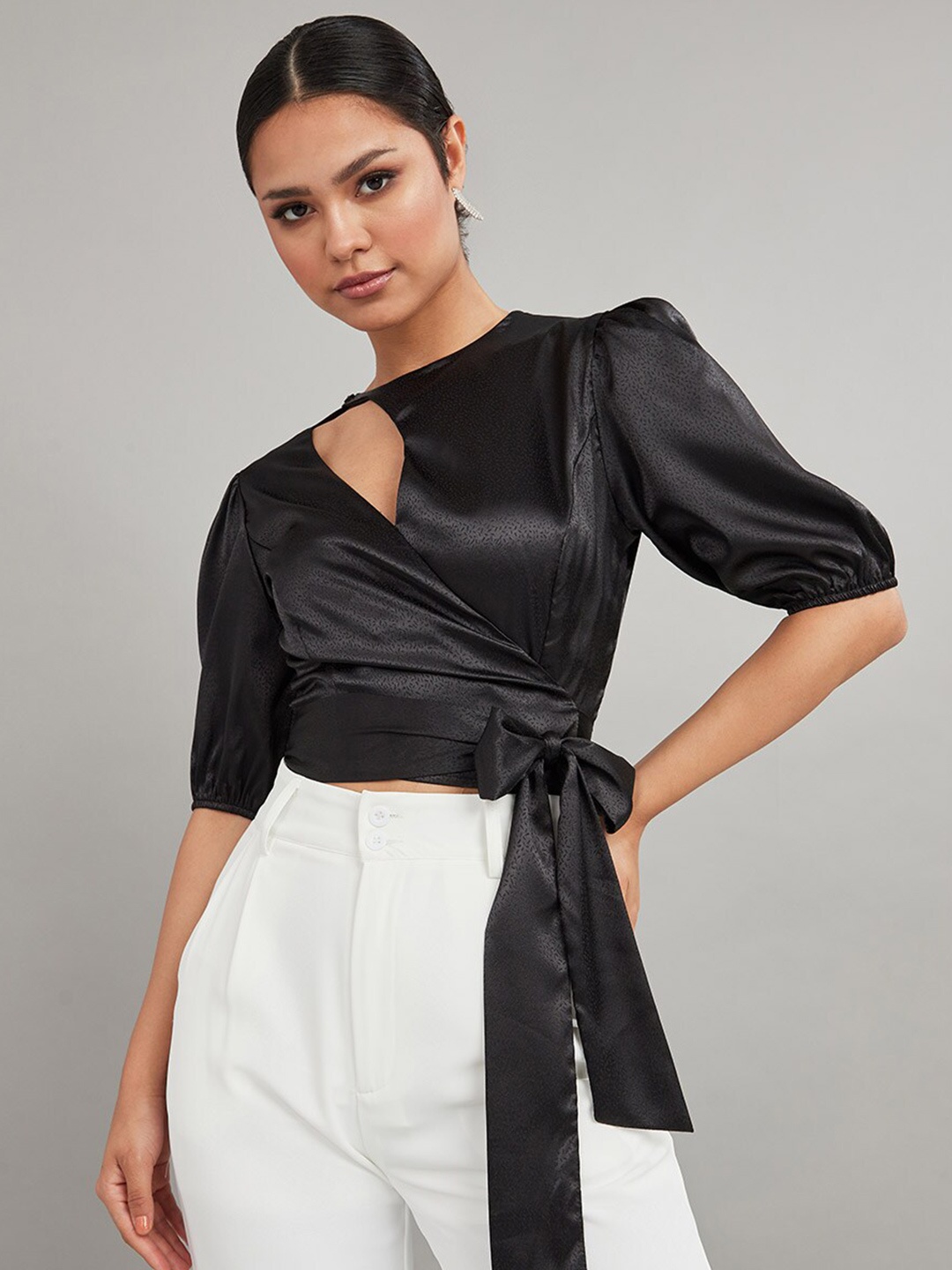 

Styli Black Cut-Out Detail Wrap Over Top