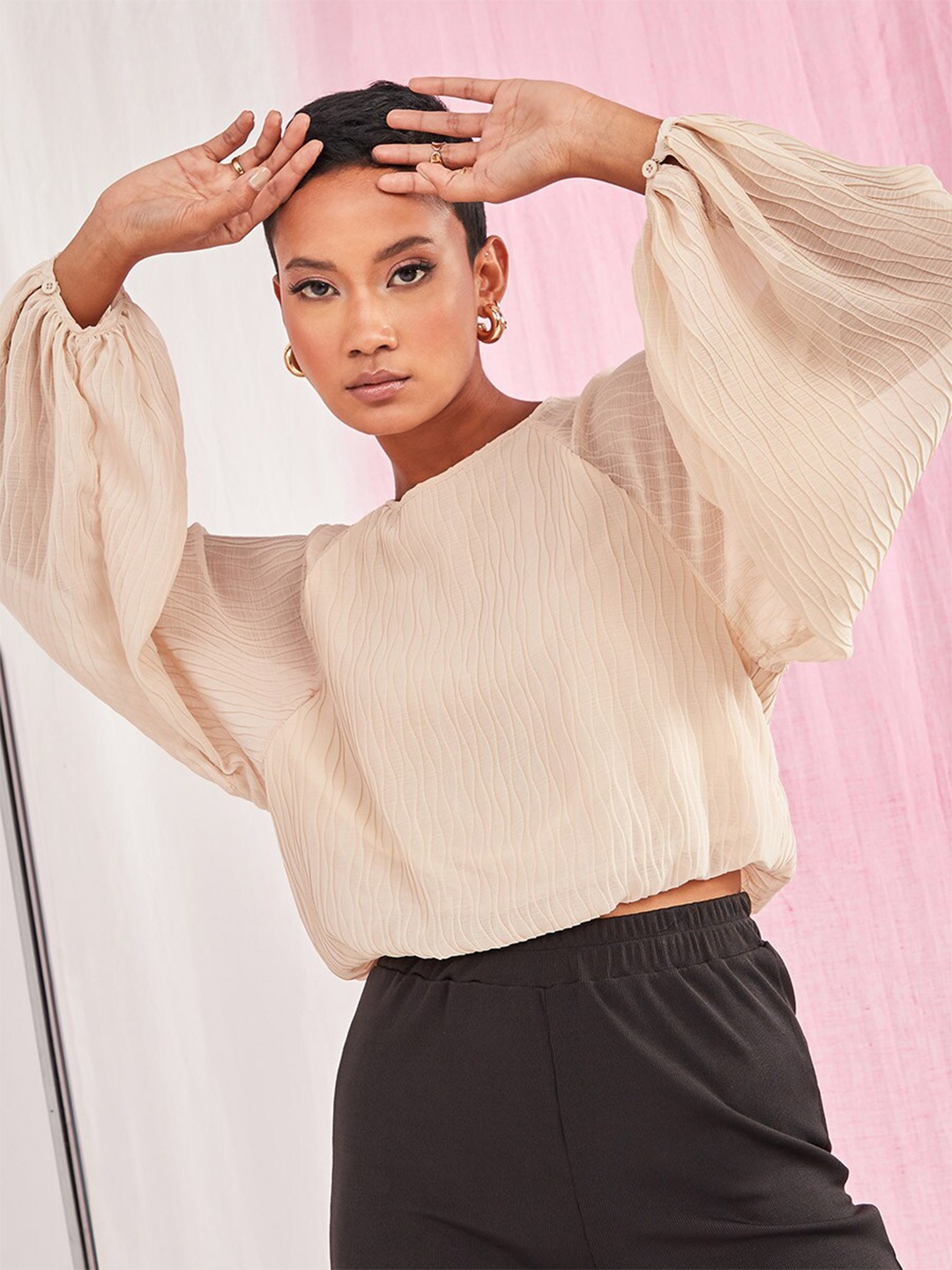 

Styli Cream-Coloured Balloon Sleeves Textured Blouse