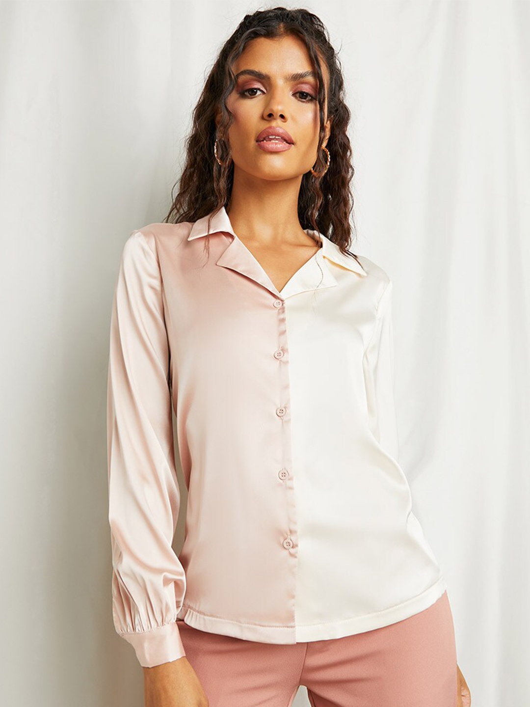 

Styli Nude-Coloured Long Sleeves Colorblock Button Though Satin Woven Shirt