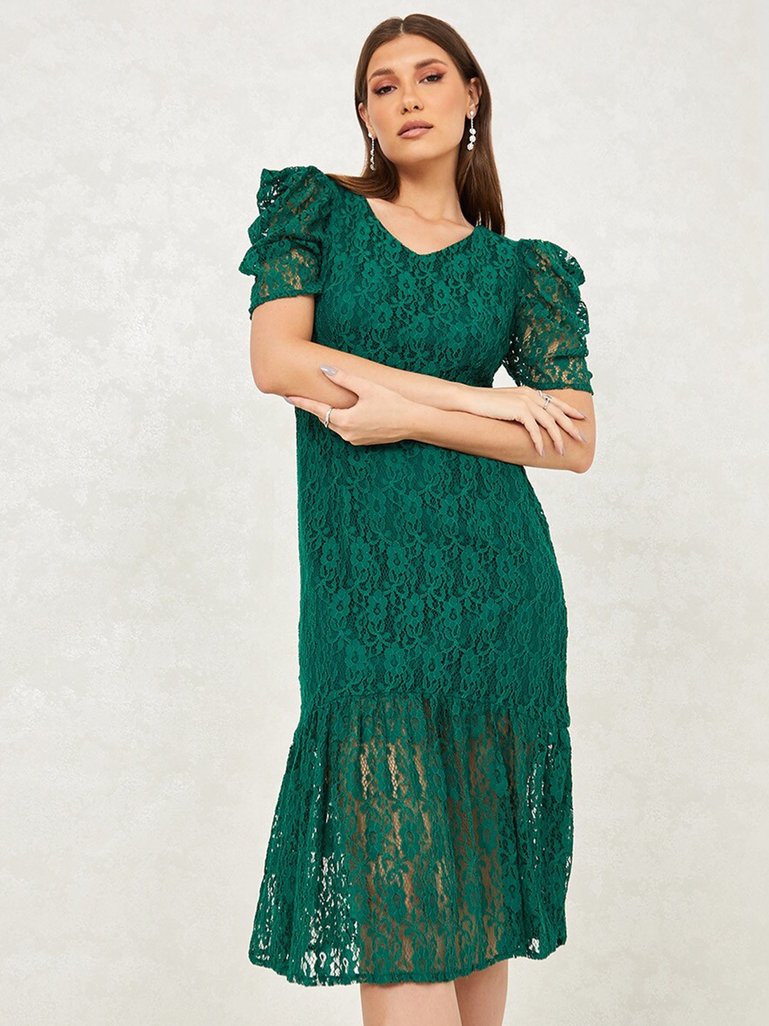 

Styli Green Short Sleeves Lace Insert Sheath Midi Dress