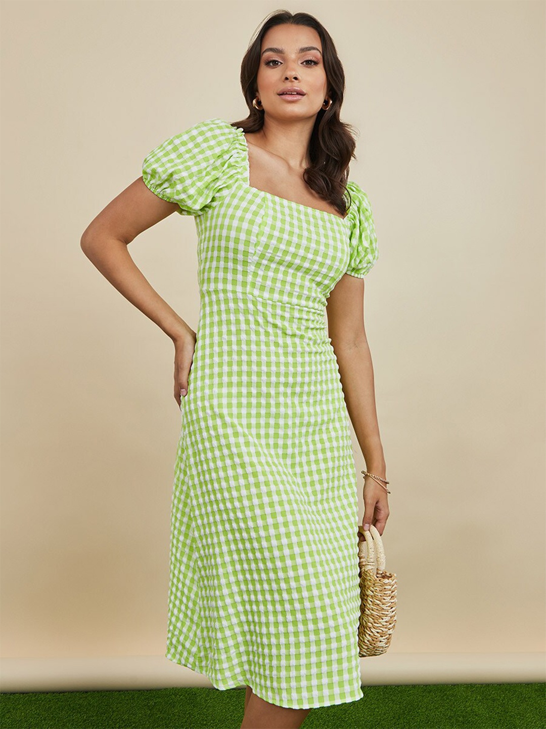 

Styli Square Neck Gingham Checked Puff Sleeves Midi Dress, Green