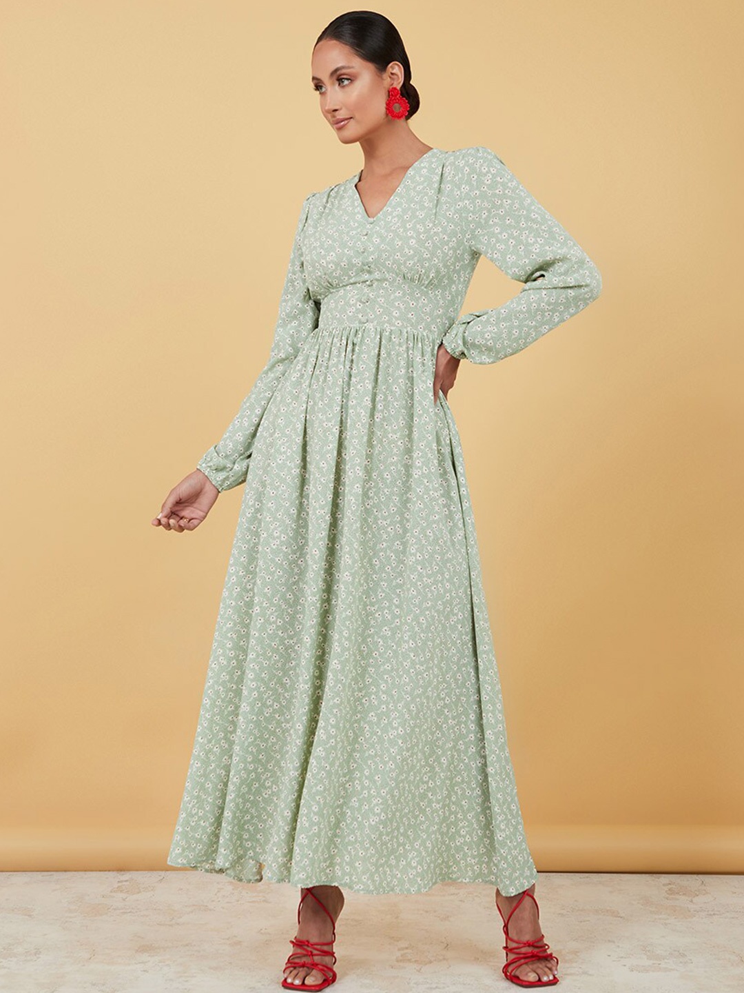 

Styli Green Cuffed Volume Sleeves Floral Print A-Line Maxi Dress