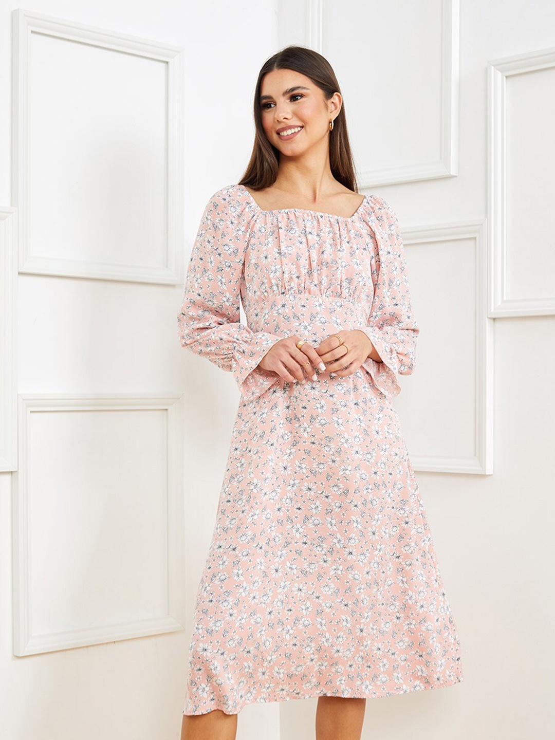 

Styli Pink Square Neck Floral Print A-Line Midi Dress