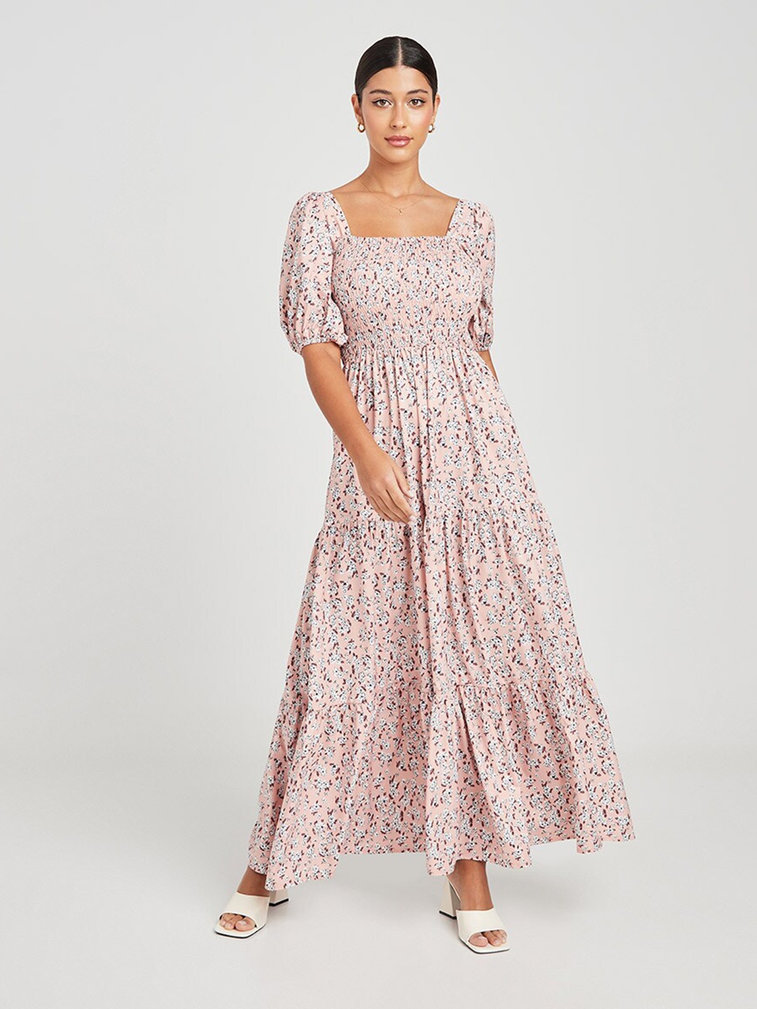 

Styli Puff Sleeves Ditsy Print Tiered A-Line Maxi Dress, Pink