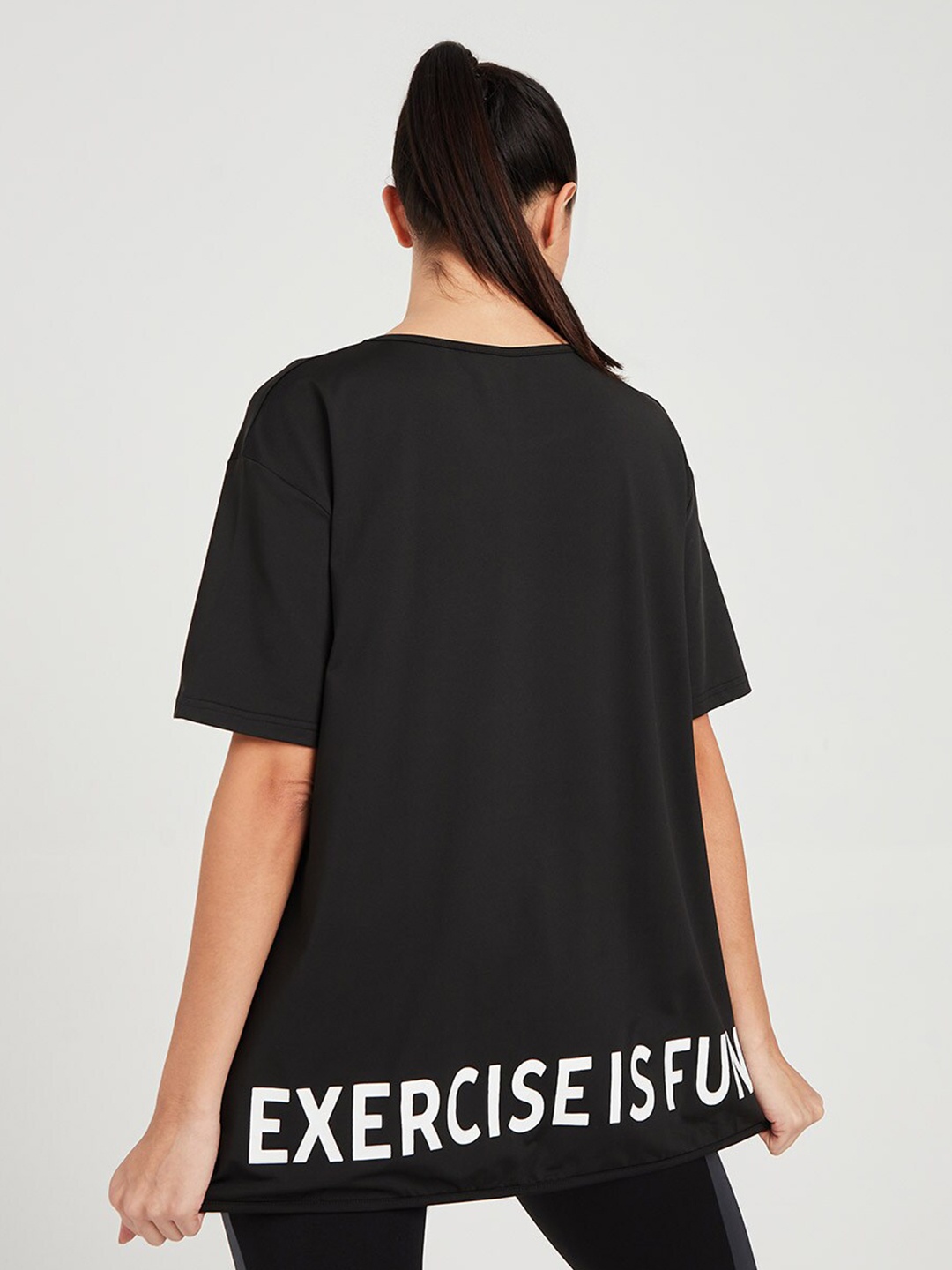 

Styli Black Boxy Top