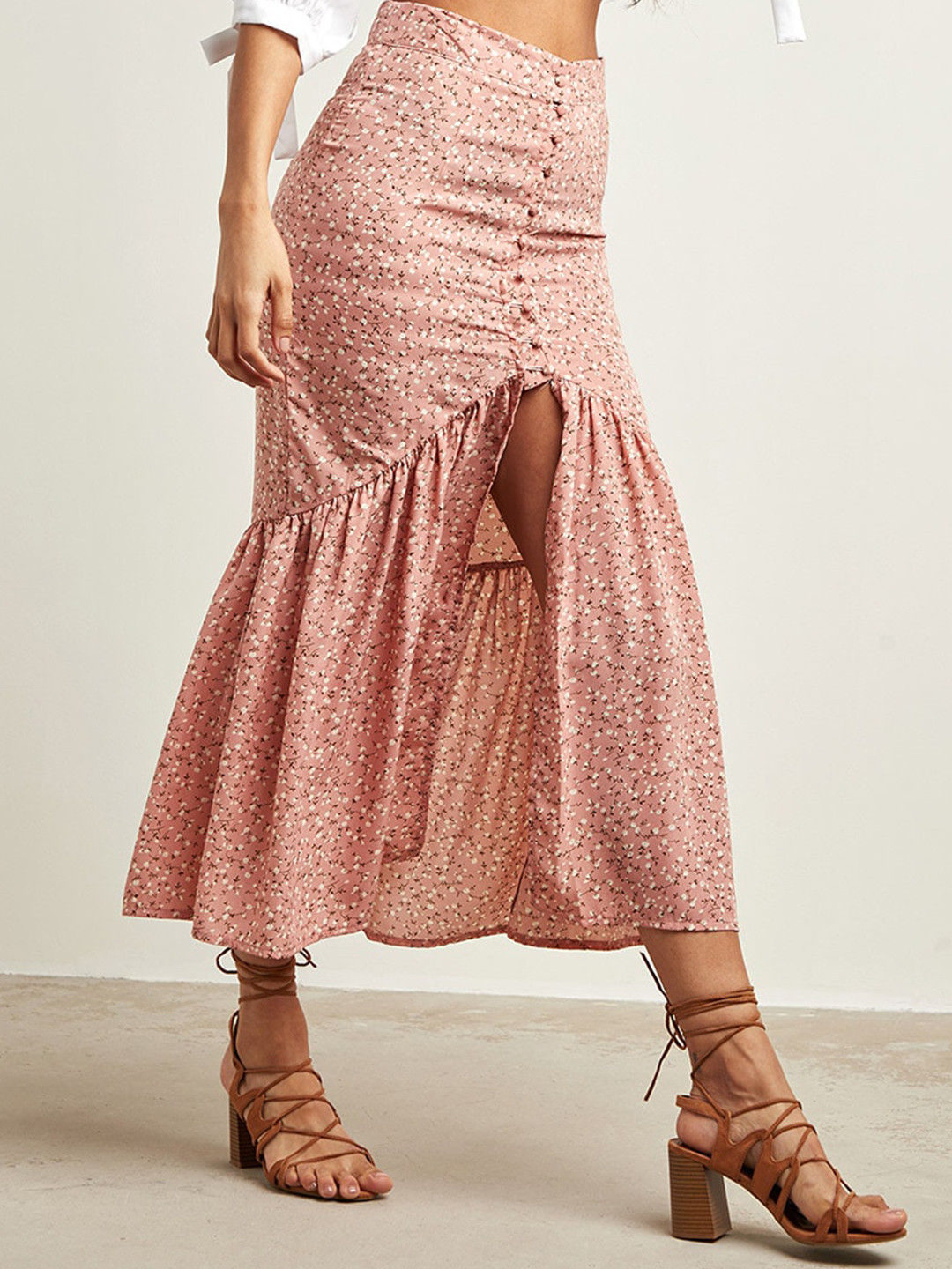 

Styli Women Pink & White Ditsy Print Maxi Skirt with Front Button Closure
