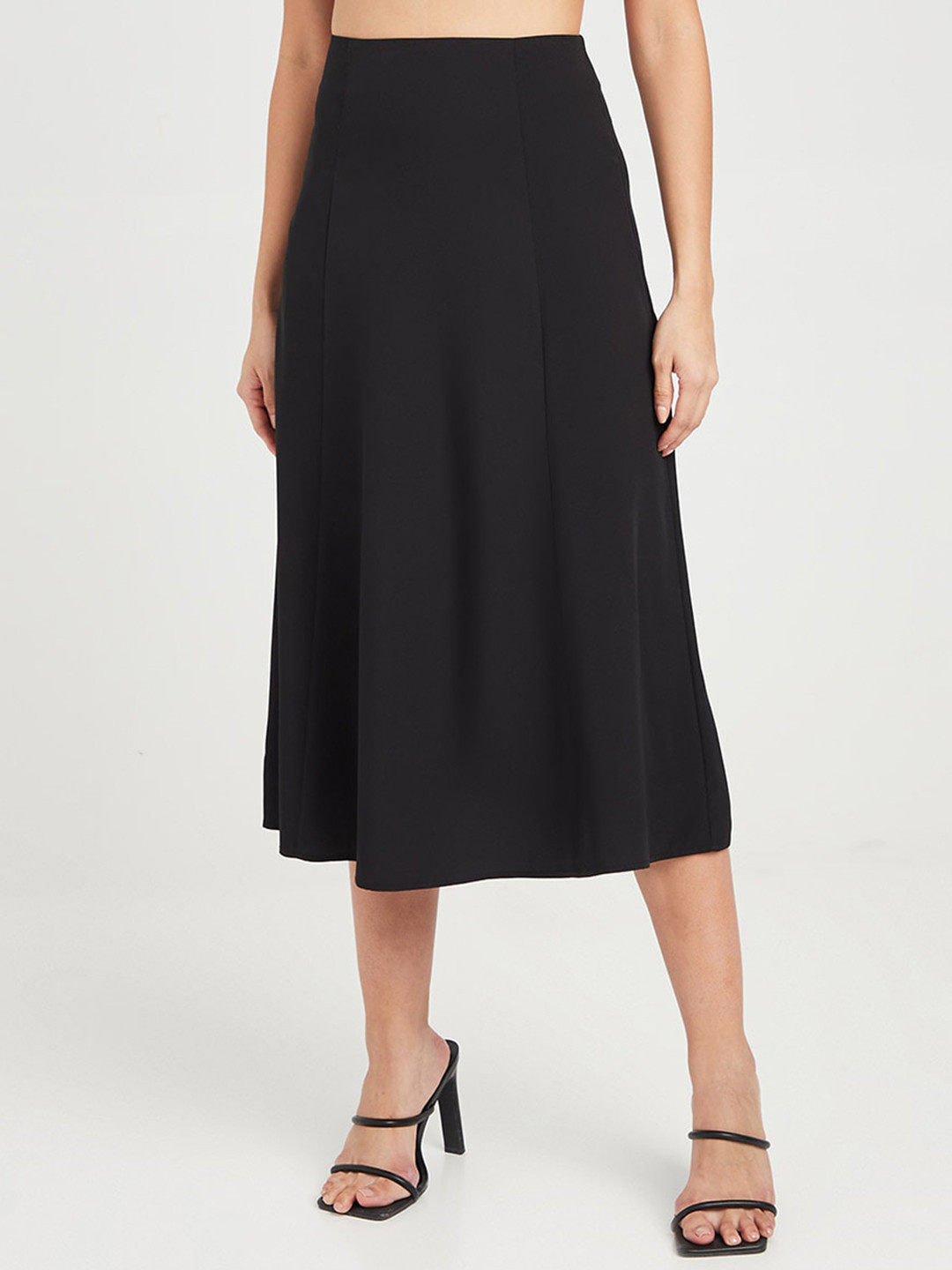 

Styli Women Black Solid High-Rise A-Line Midi Skirt