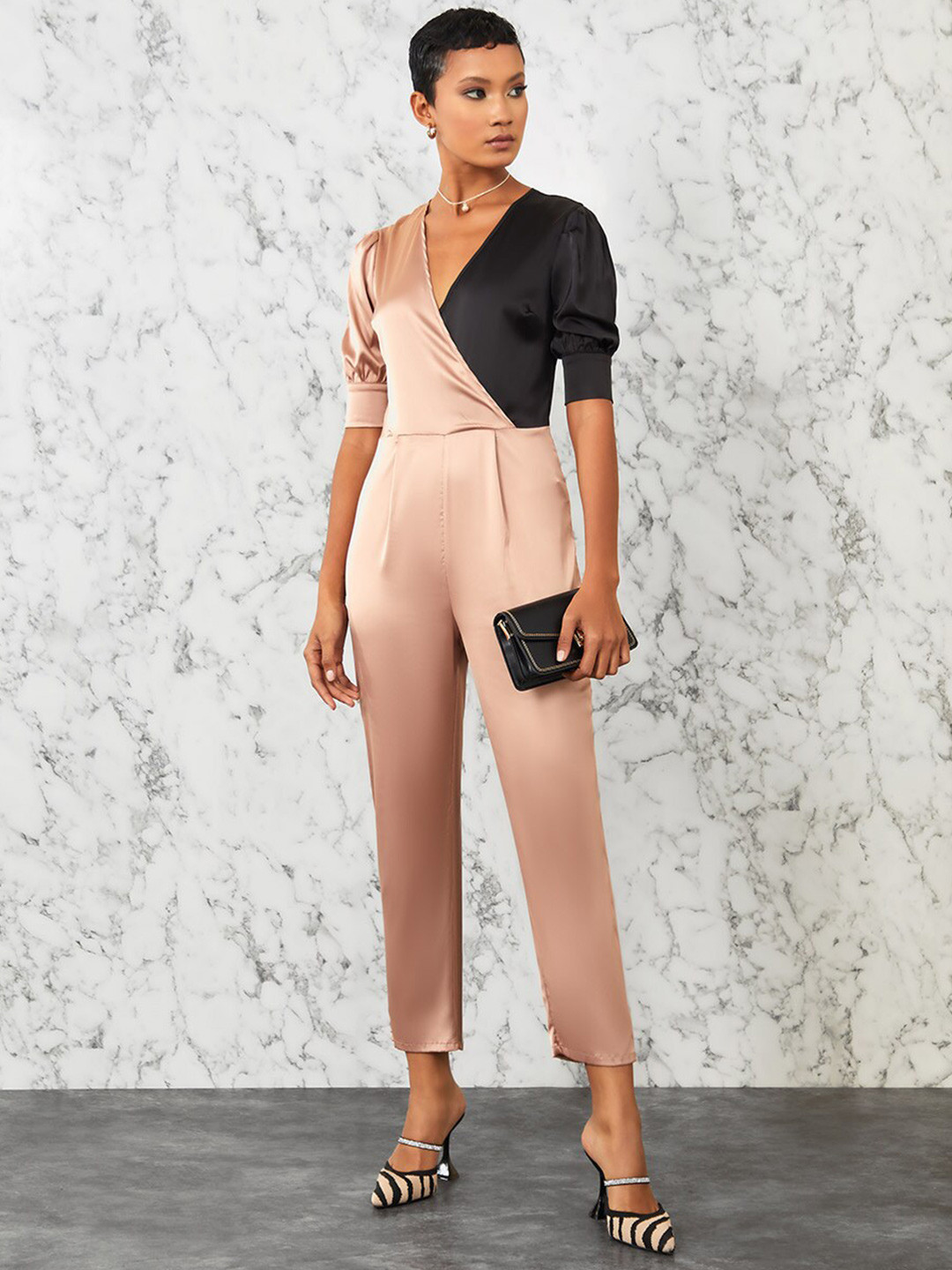 

Styli Brown & Black Puff Sleeves Colourblocked Slim Fit Tailored Jumpsuit