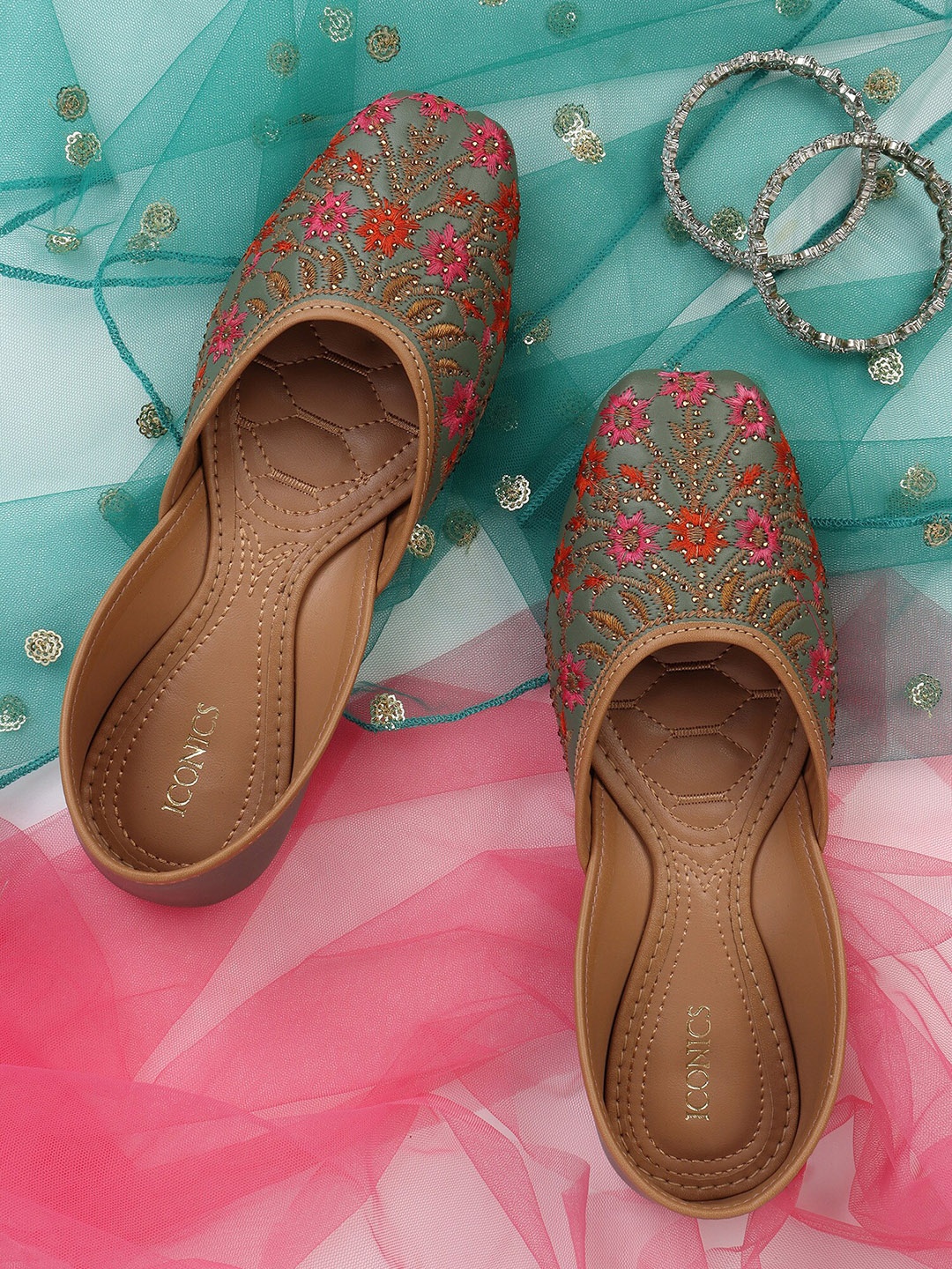 

ICONICS Women Green Textured Ethnic Ballerinas Flats