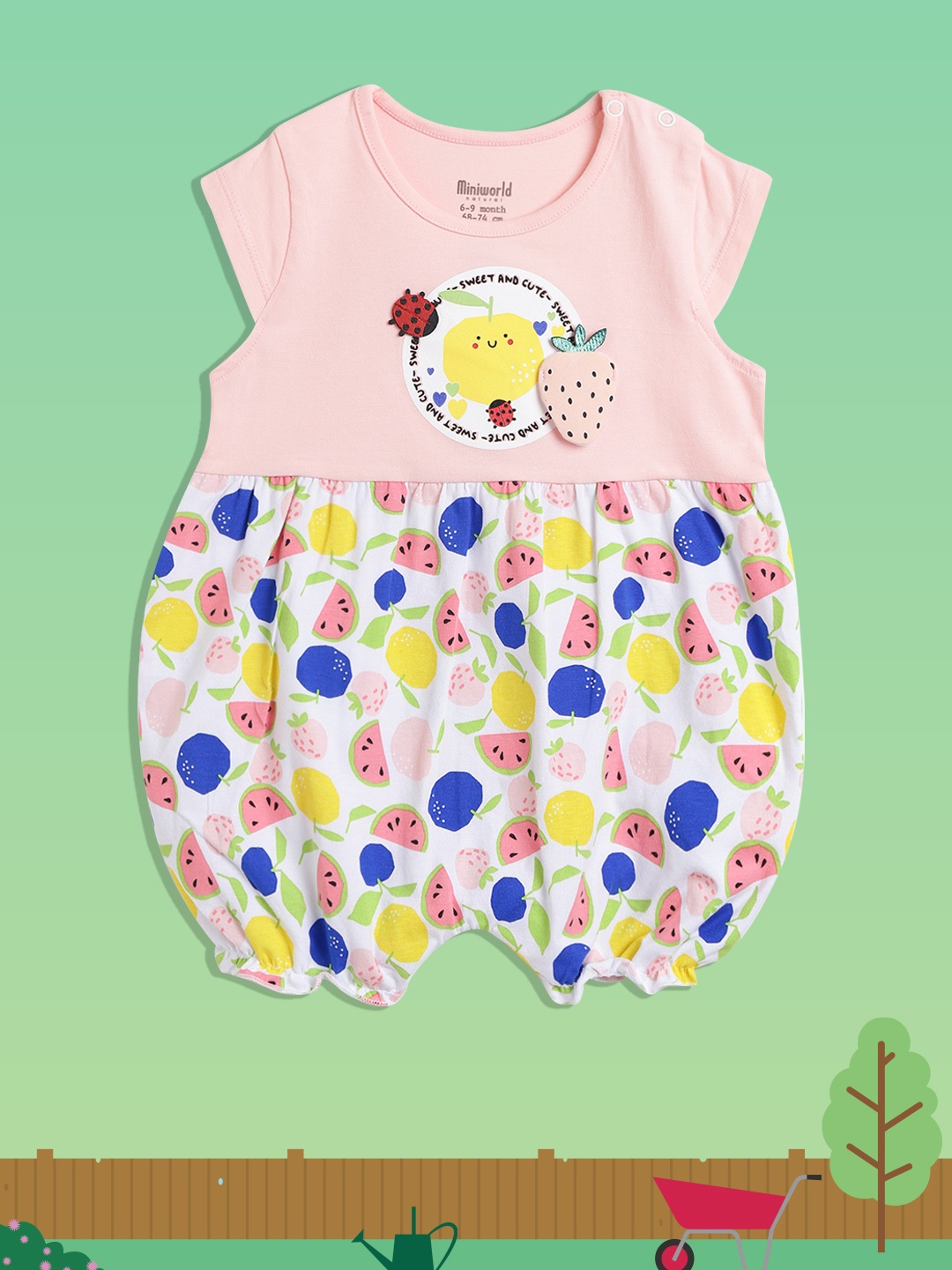 

Civil Infant Girls Pink & White Graphic Print Body Suit