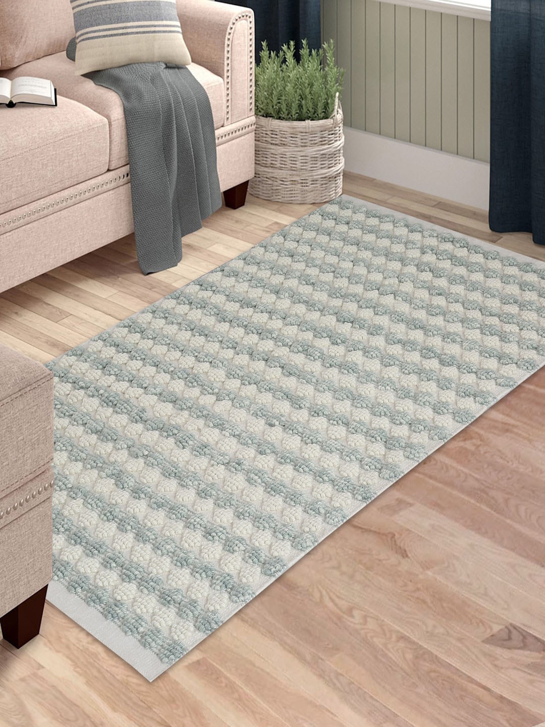 

KLOTTHE White & Green Woven Design Floor Mats & Dhurries, Multi