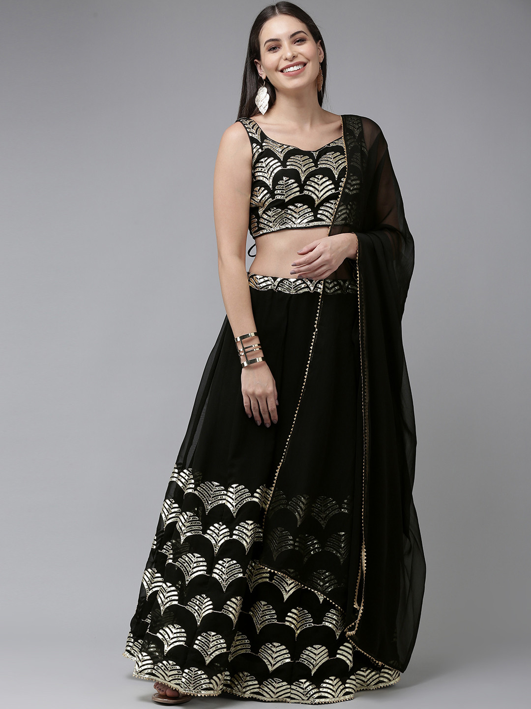 

DIVASTRI Black & Gold-Toned Embellished Semi-Stitched Lehenga & Unstitched Blouse With Dupatta