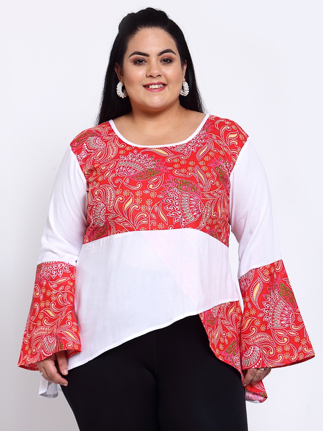 

FAZZN White & Red Colourblocked Top