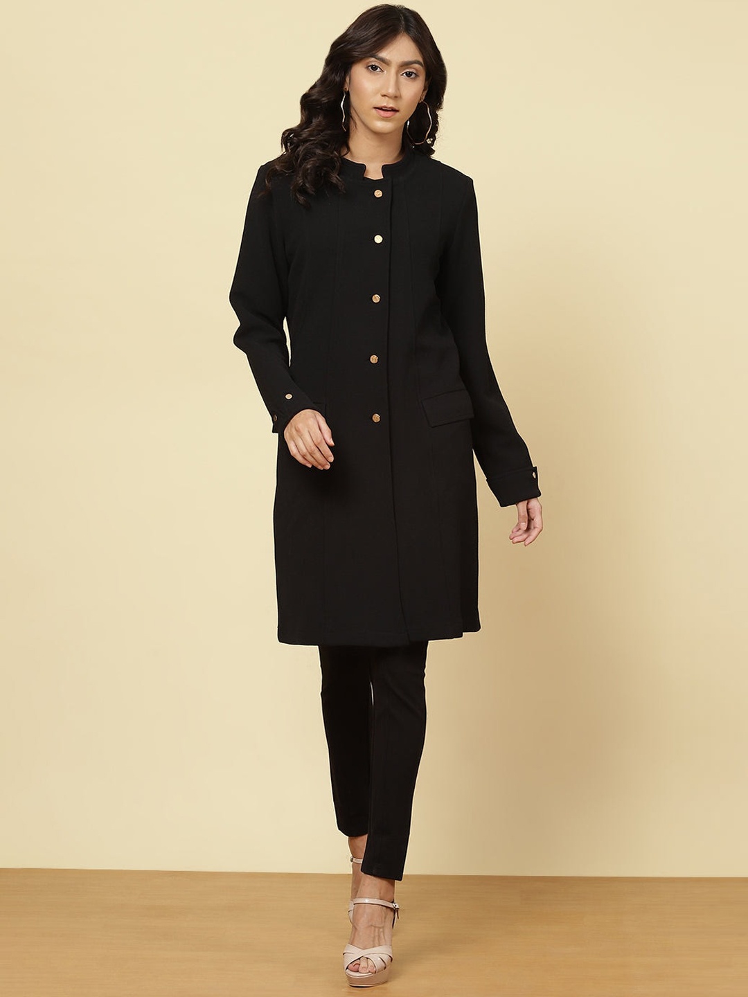 

Lakshita Women Black Solid Chester Coats