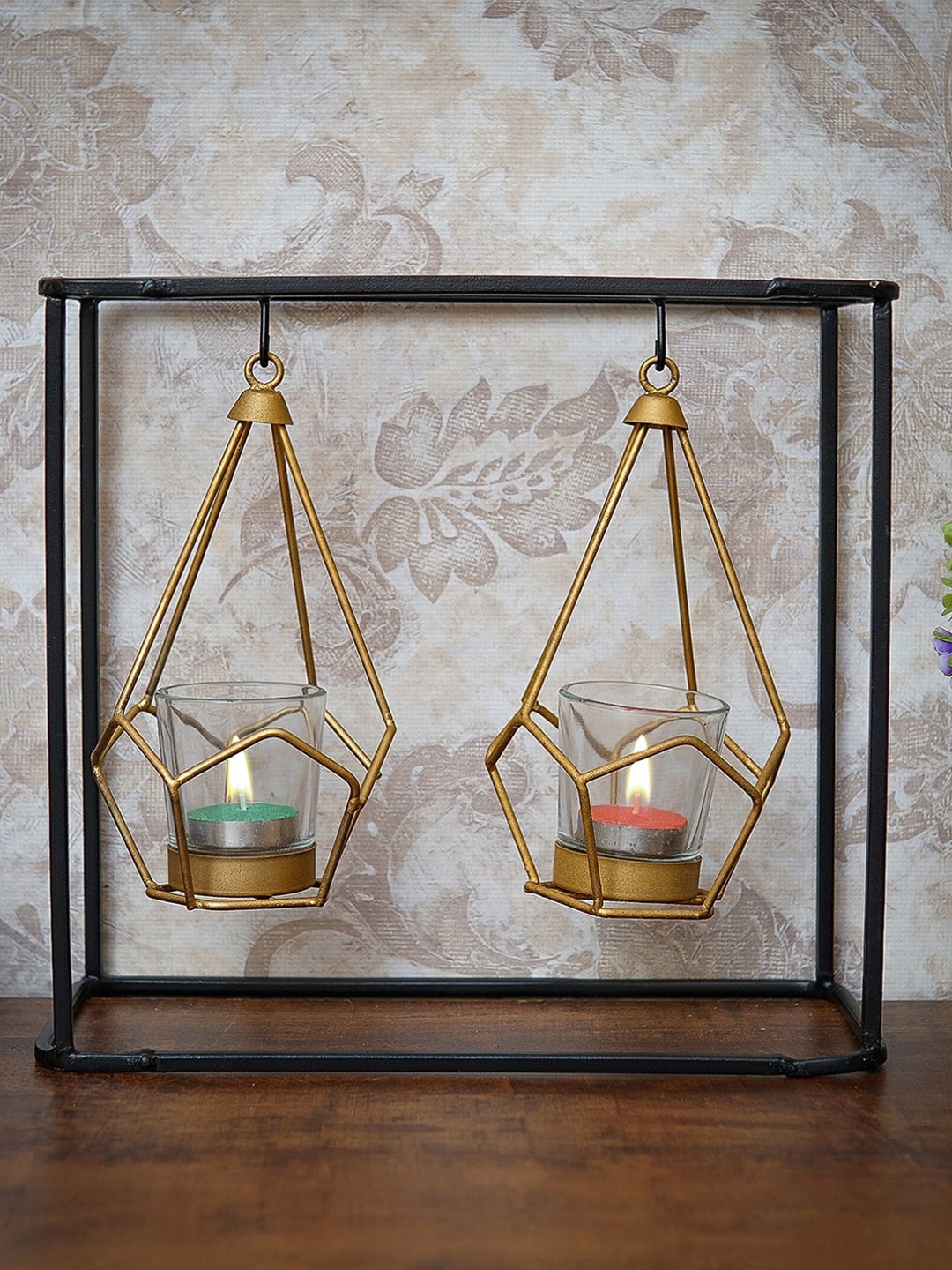 

StatueStudio Black & Gold-Toned Textured Metal Candle Holders