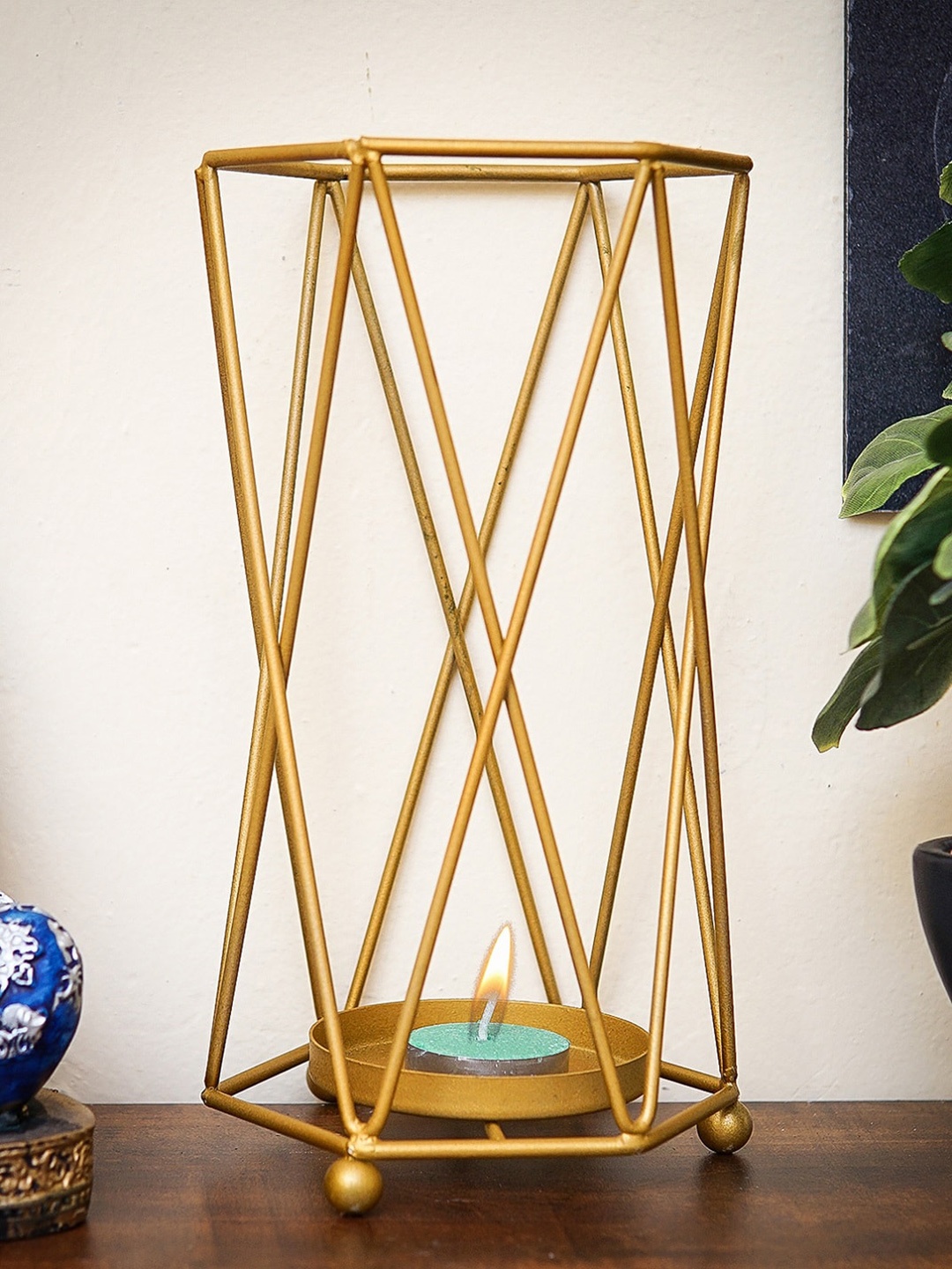 

StatueStudio Gold-Toned Solid Candle Holder