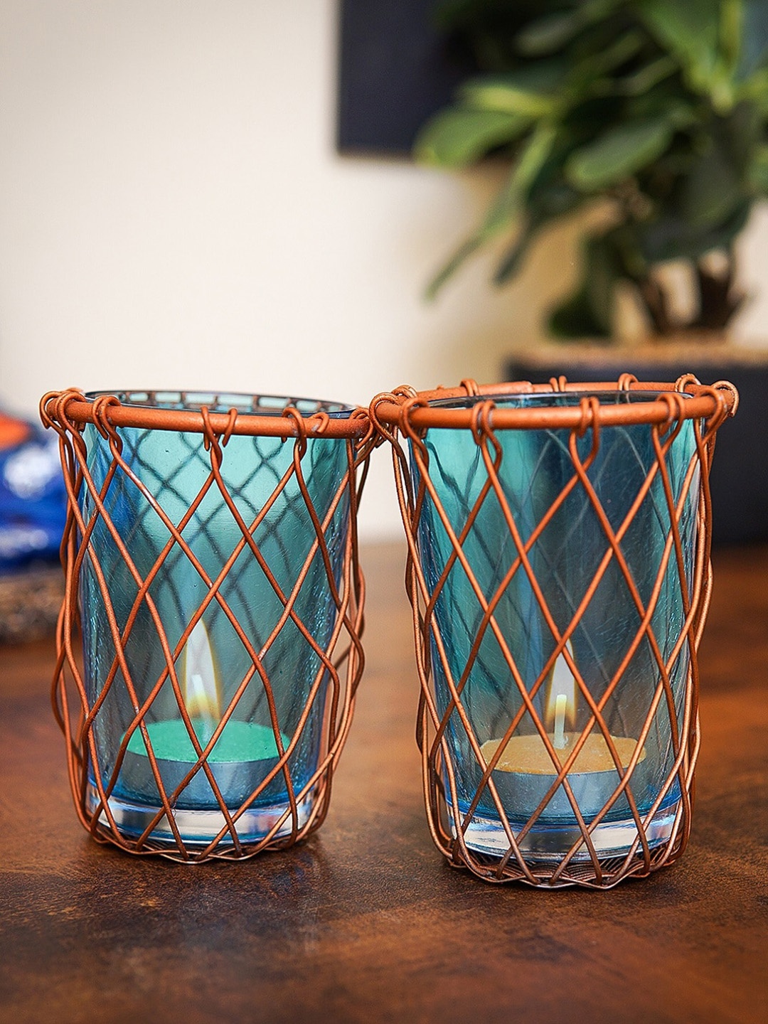 

StatueStudio Set Of 2 Gold Toned Metal Candle Tealight Holder
