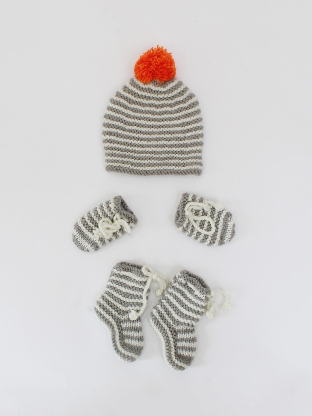 

Woonie Unisex Kids White Caps