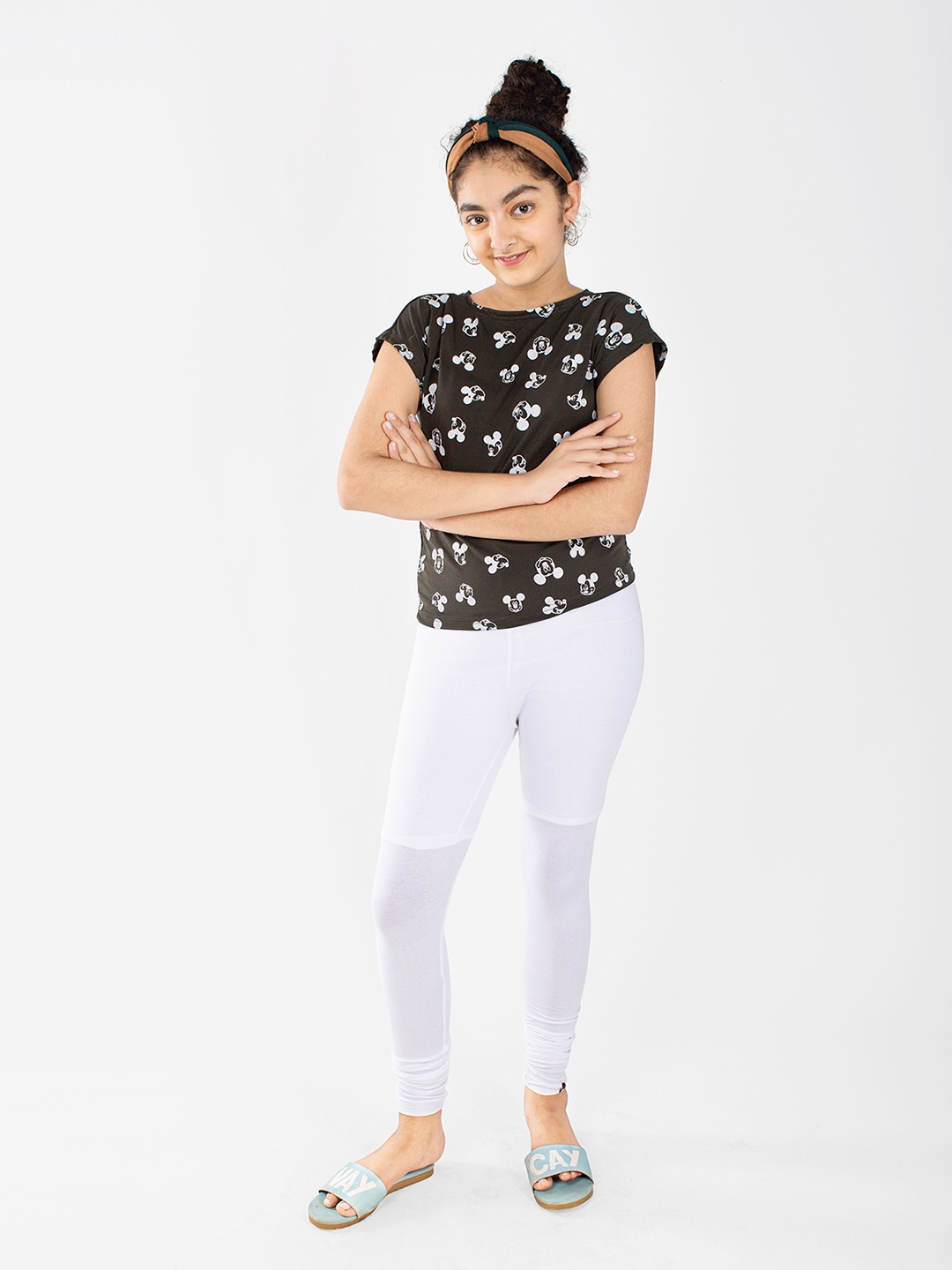 

indian flower Girls White Solid Churidar-Length Leggings