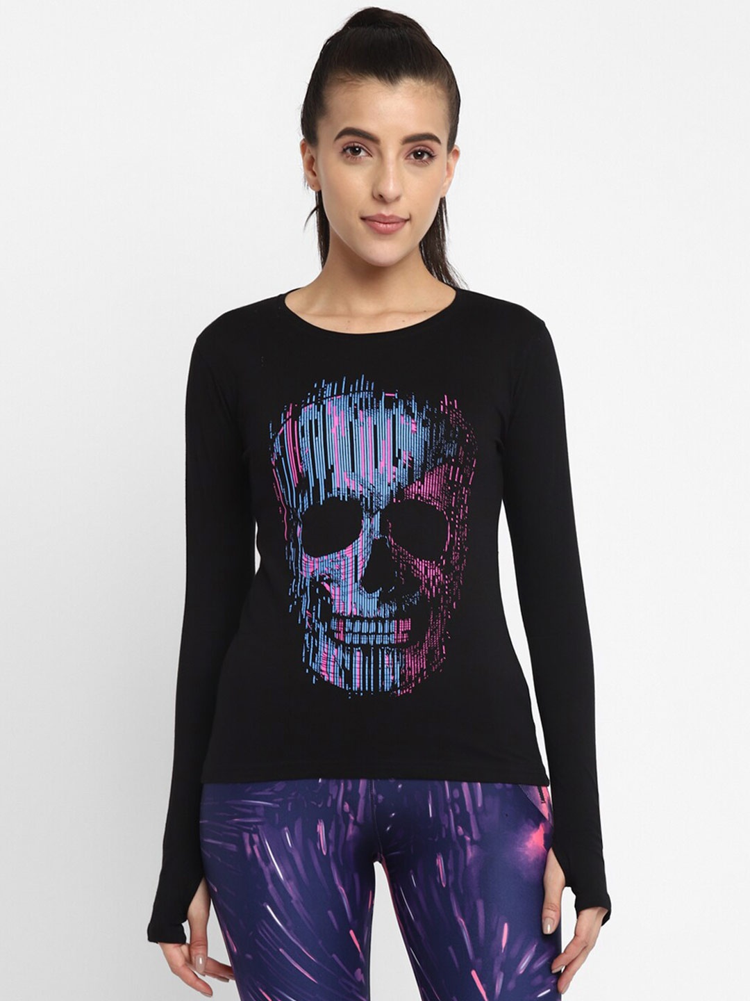 

appulse Women Black Printed Extended Sleeves Raw Edge T-shirt