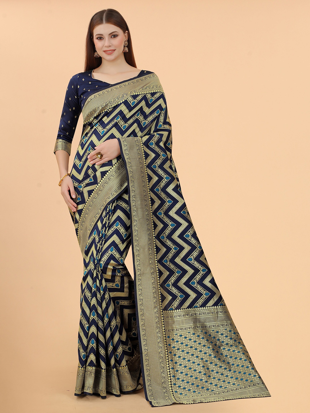 

INDI AVTAAR Navy Blue & Gold-Toned Woven Design Zari Silk Cotton Banarasi Saree