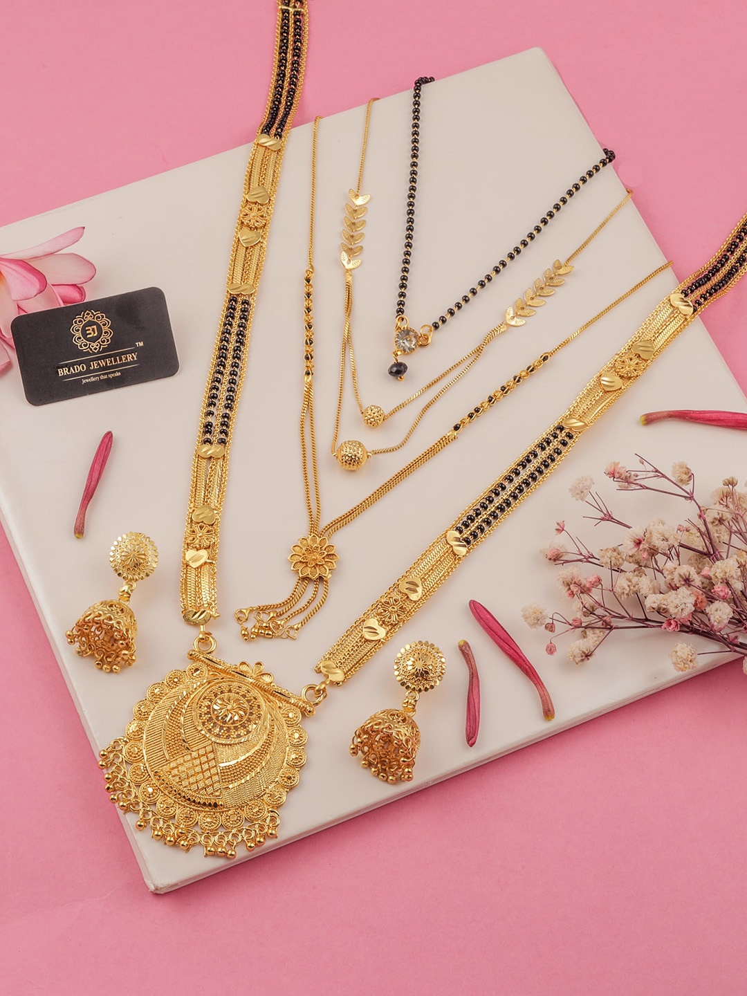 

Brado Jewellery Set of 4 Black Gold-Plated Brass Mangalsutra