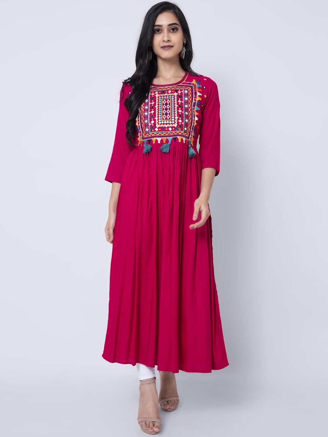 

KIMAYRA Women Pink Mirror Work Anarkali Kurta