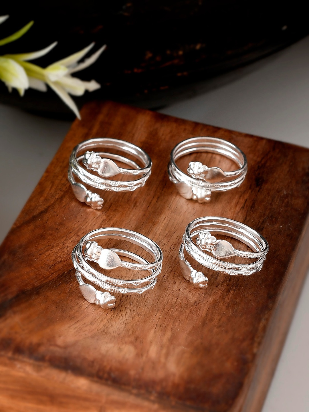 

Silvermerc Designs Set Of 5 Silver-Plated Bichiya Toe Rings