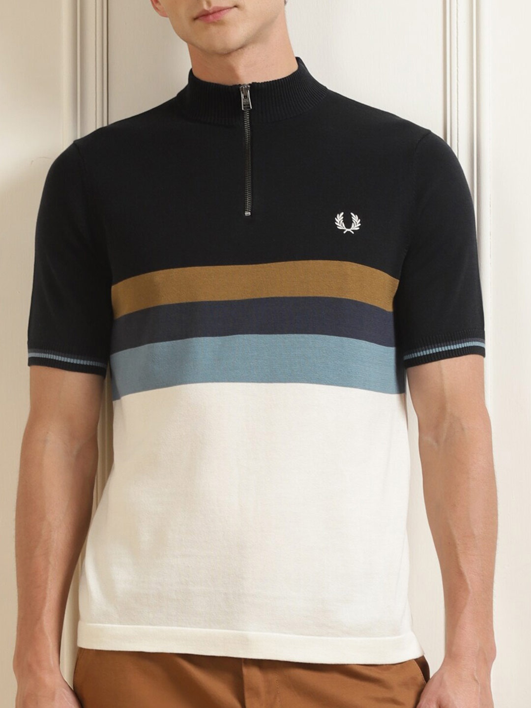 

Fred Perry Men Cream-Coloured & Blue Colourblocked Pullover