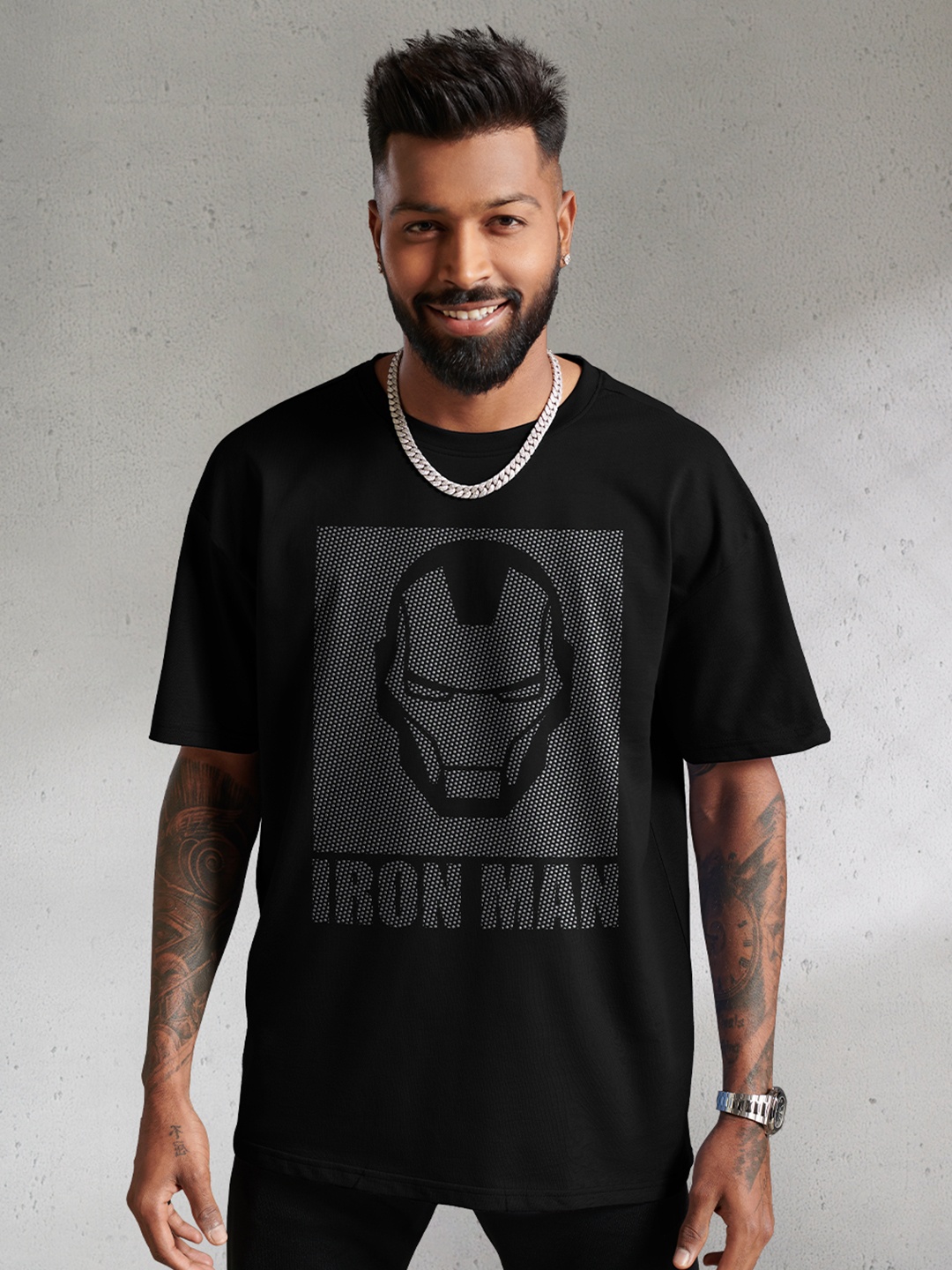 

The Souled Store Men Black Iron Man Tony Stark Helmet Print Oversized T-Shirt