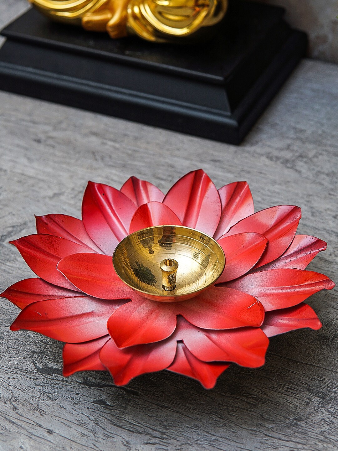 

StatueStudio Red Lotus Shaped Diya Pooja Essentials