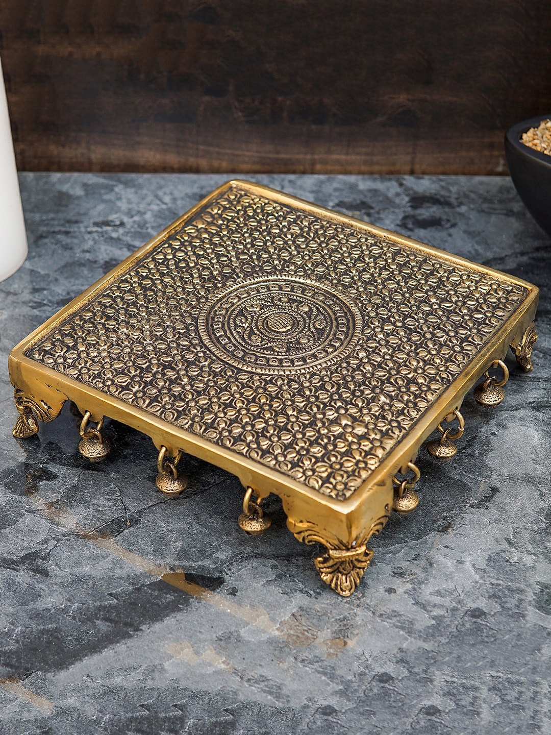 

StatueStudio Gold-Coloured Puja Chowki