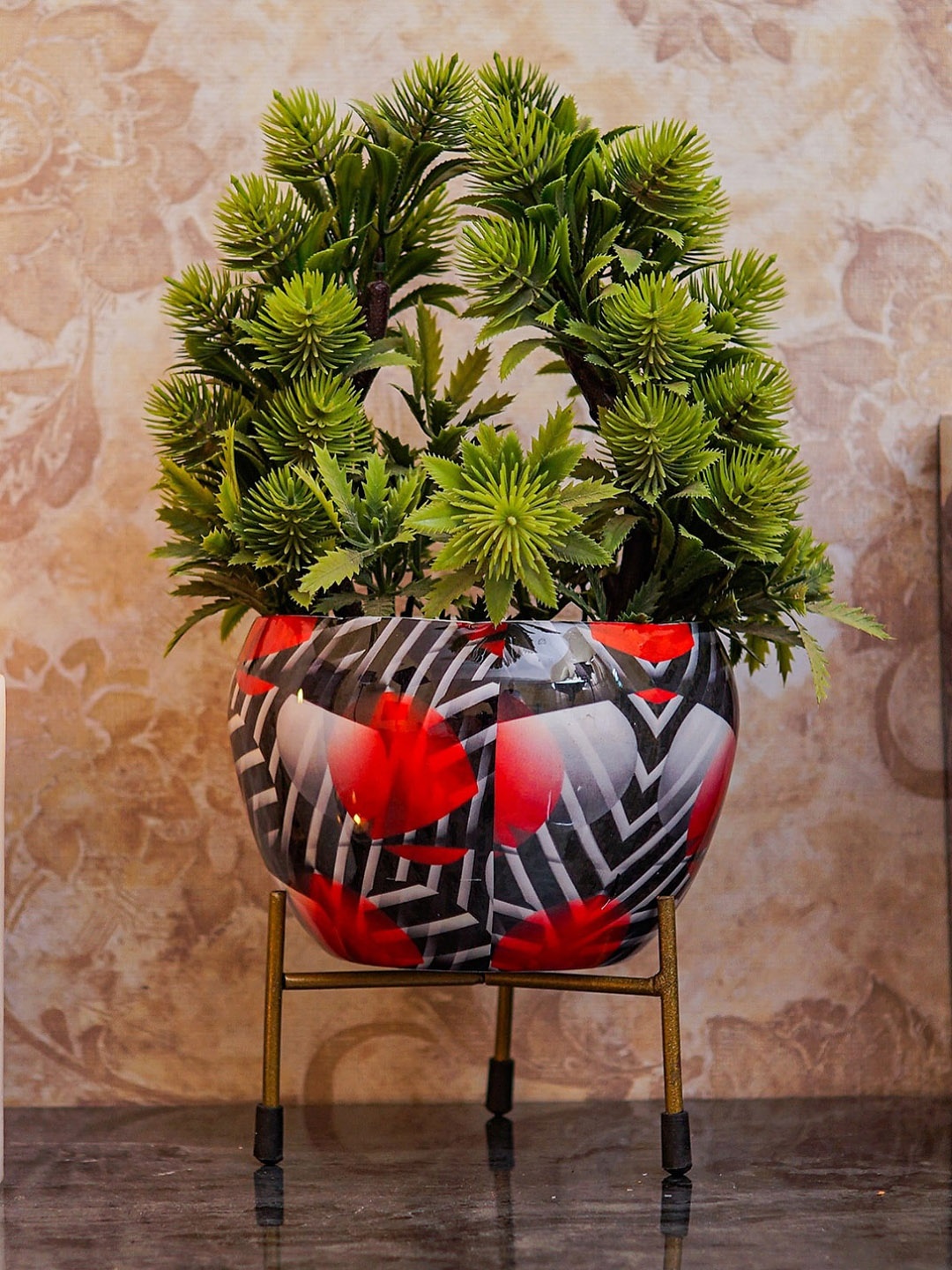 

StatueStudio Black & White Printed Planters