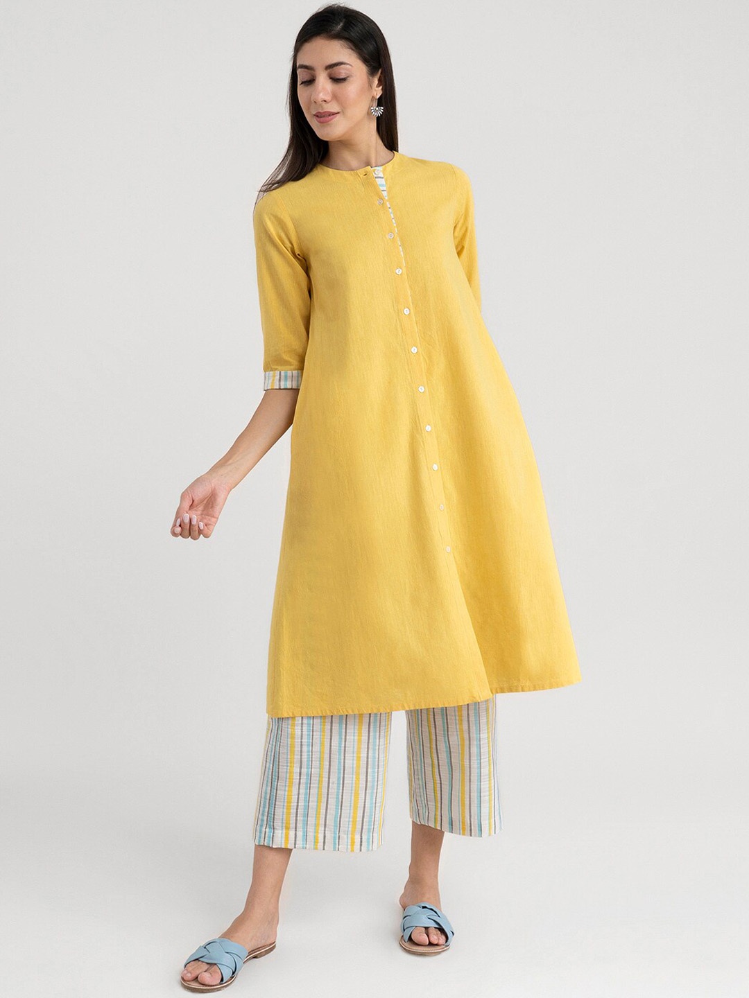 

Pink Fort Women Yellow Mirror Work Khadi Kurta