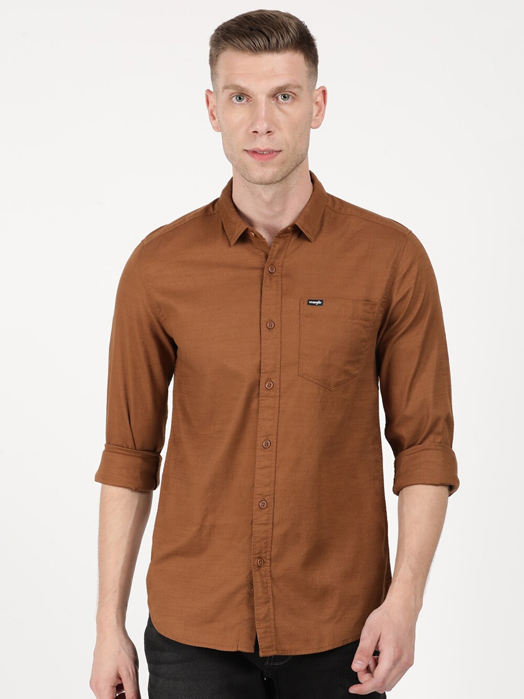 

Wrangler Men Brown Classic Slim Fit Casual Shirt