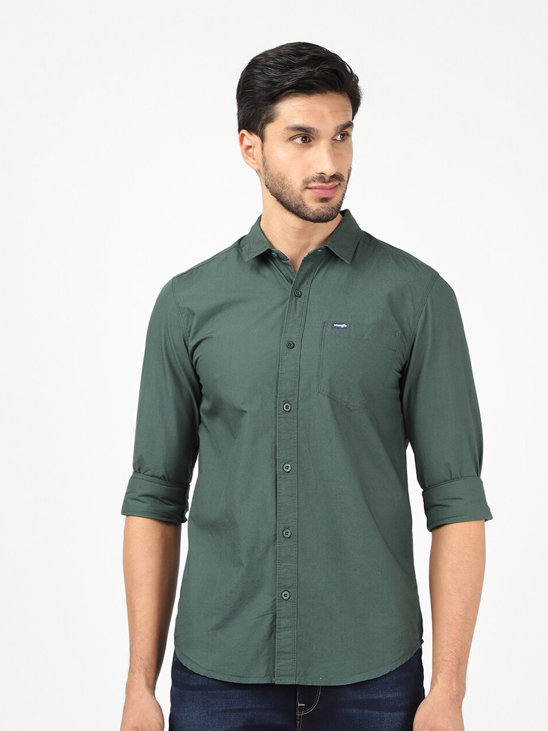 

Wrangler Men Green Classic Slim Fit Casual Shirt