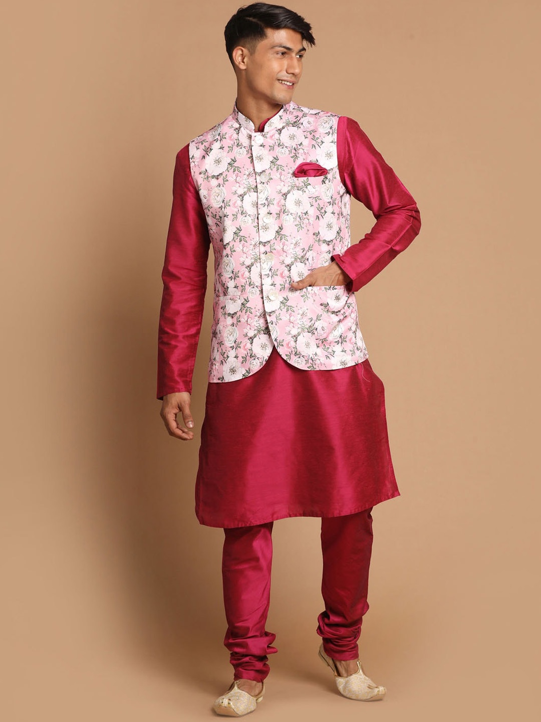 

VASTRAMAY Men Fuchsia Layered Kurti with Churidar