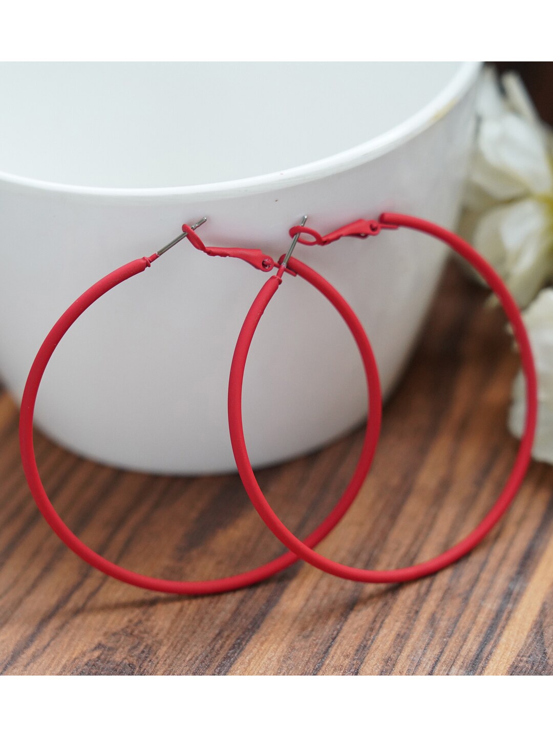 

MIZORRI Red Contemporary Hoop Earrings