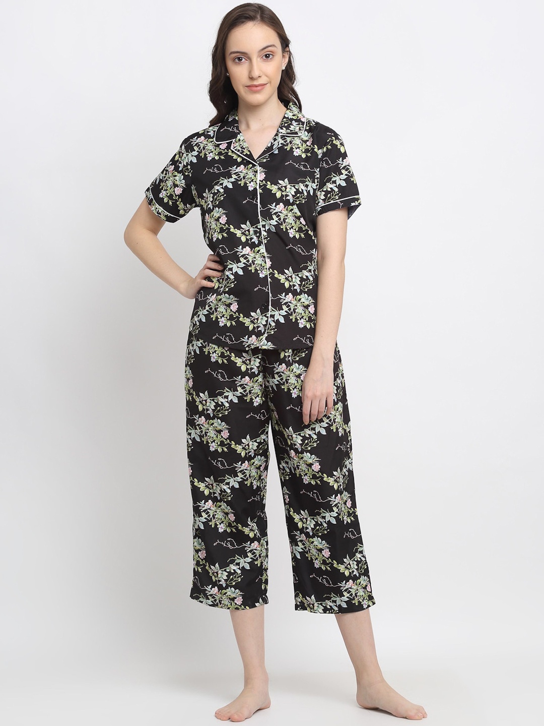 

DressBerry Women Black & Green Printed Night suit