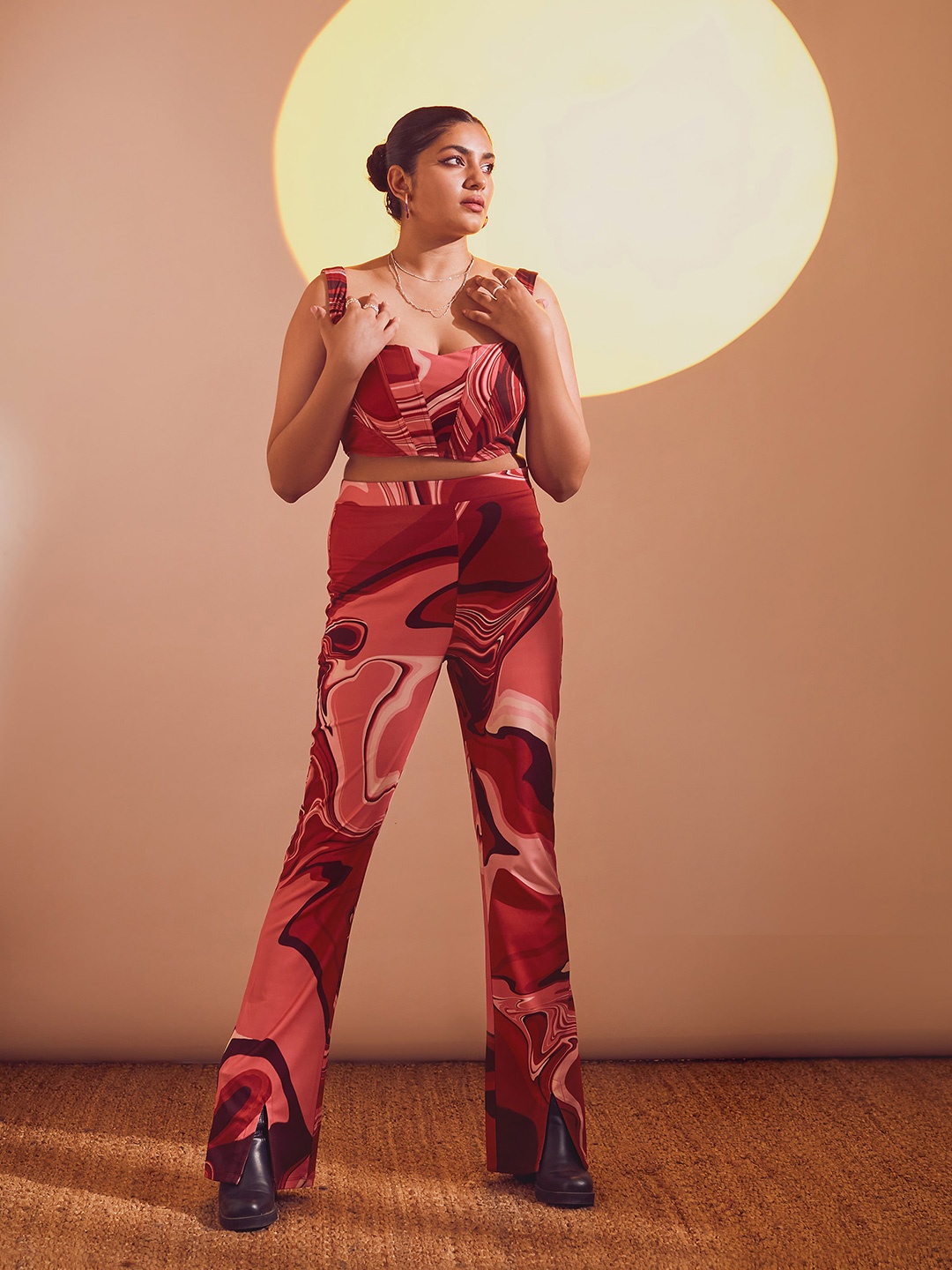 

THE CLOTHING FACTORY Red Print Top